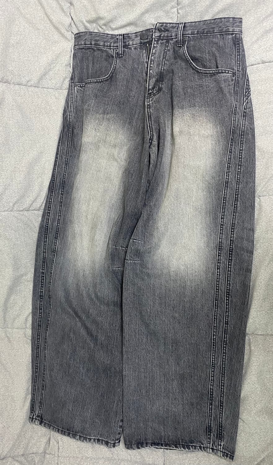다이브인 커브드 데님 팬츠 워시드 블랙 2 상품이미지2