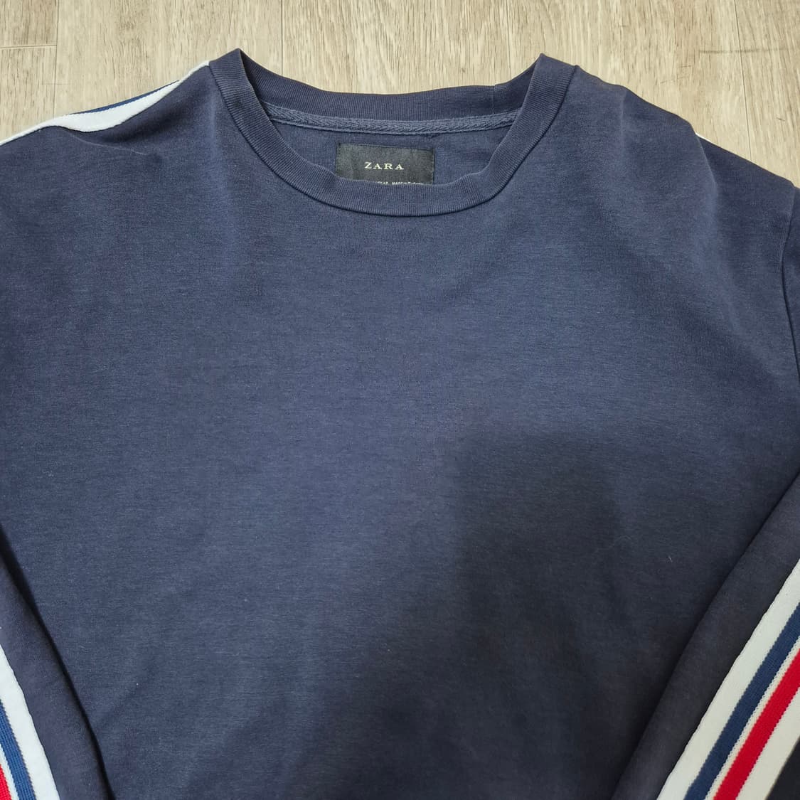 자라 클래식 사이드라인 맨투맨 상품이미지2