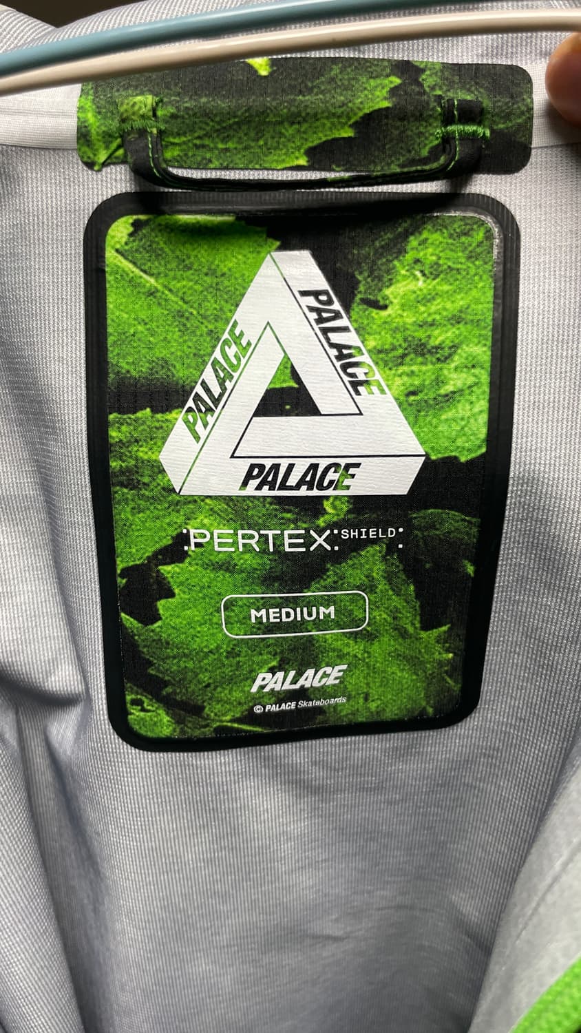 팔라스 퍼텍스 3L 아머 자켓 리프 프린트 상품이미지3