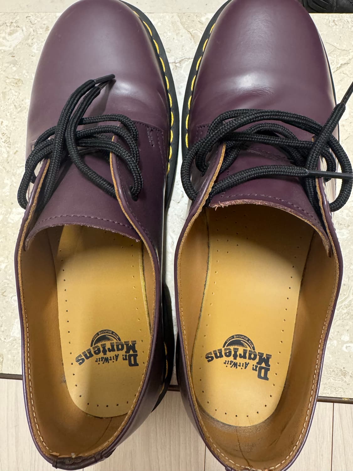 닥터마틴 1461 체리레드 판매합니다 상품이미지1