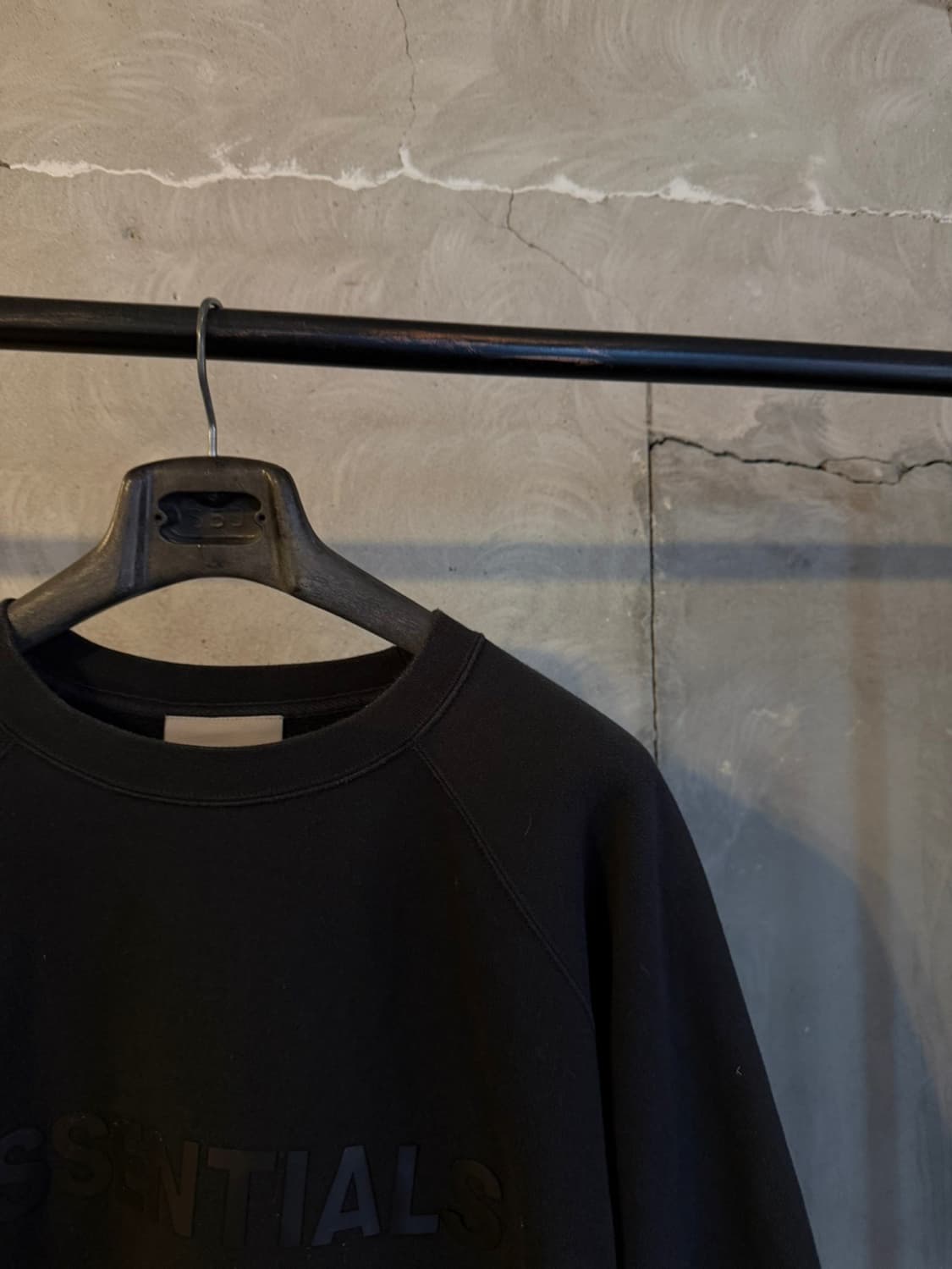 에센셜 맨투맨 100 상품이미지4