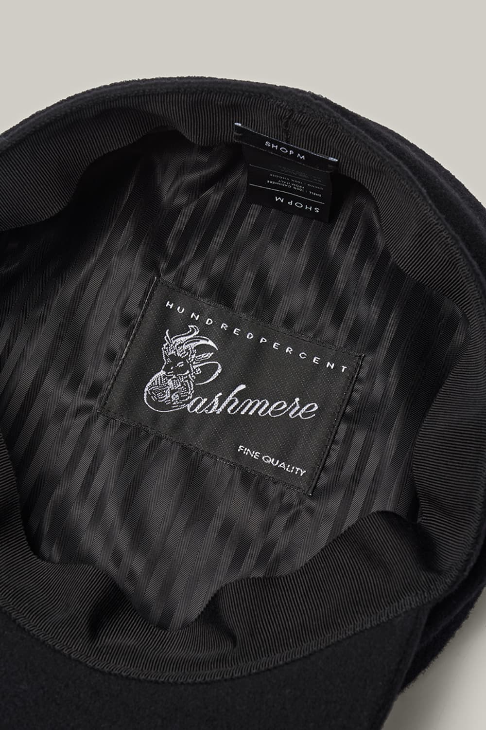 이주미착용 샵엠 Somber Cashmere Flat cap Black 상품이미지5