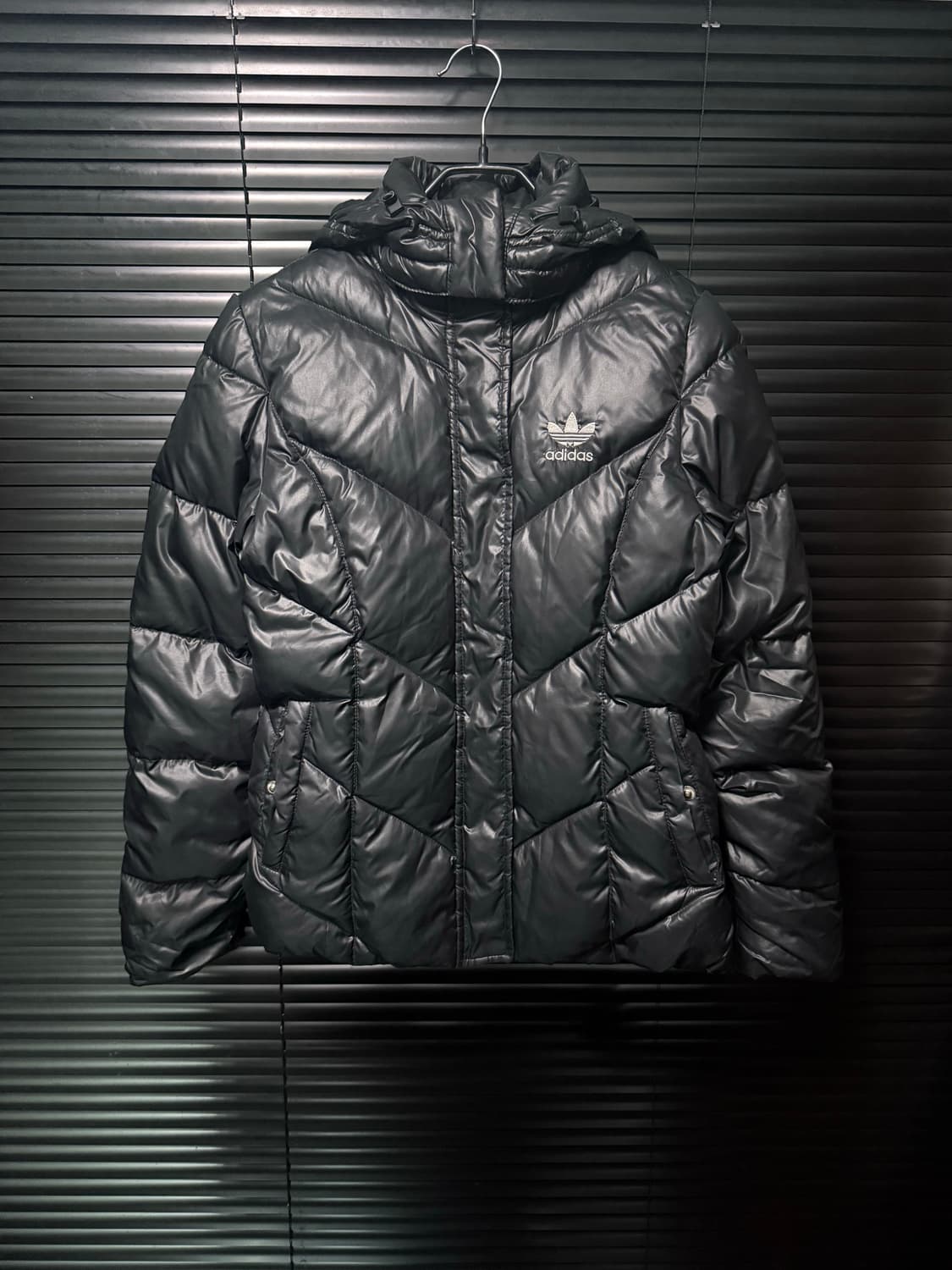 아디다스 피티드 파이어버드 유로파 오리털 덕다운 패딩 90 s 고스 펑크 상품이미지4