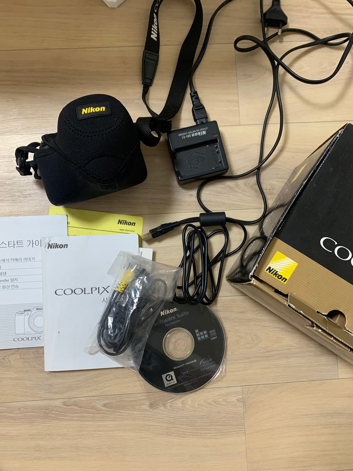 니콘 쿨픽스 P90 디카 풀박스 + 메모리카드 상품이미지1