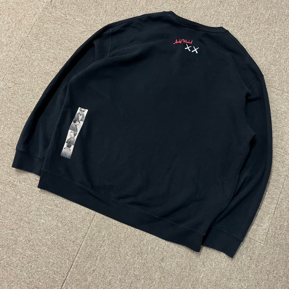 유니클로 x 카우스 x 워홀 콜라보  맨투맨 상품이미지2