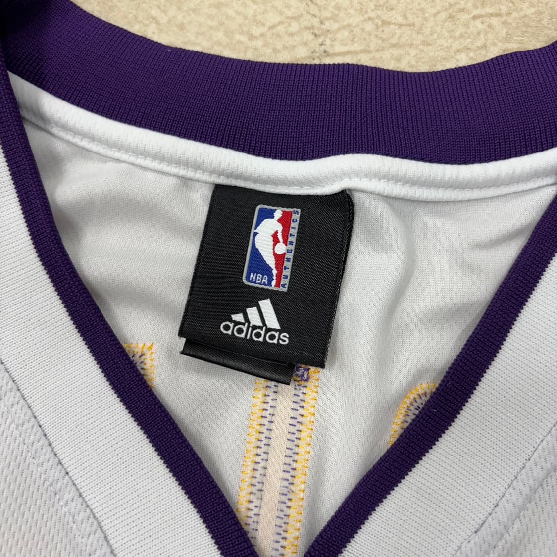아디다스 NBA 레이커스 트레버 아리자 농구 져지 상품이미지4