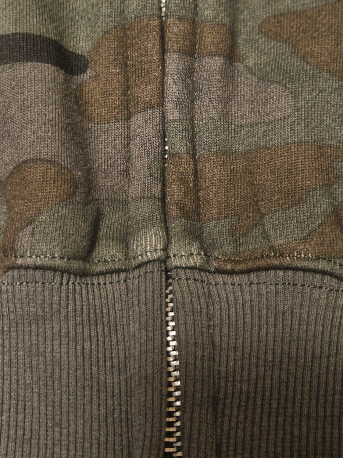 아이돈워너셀 카모 후드집업 Oblique Hoodie  상품이미지4