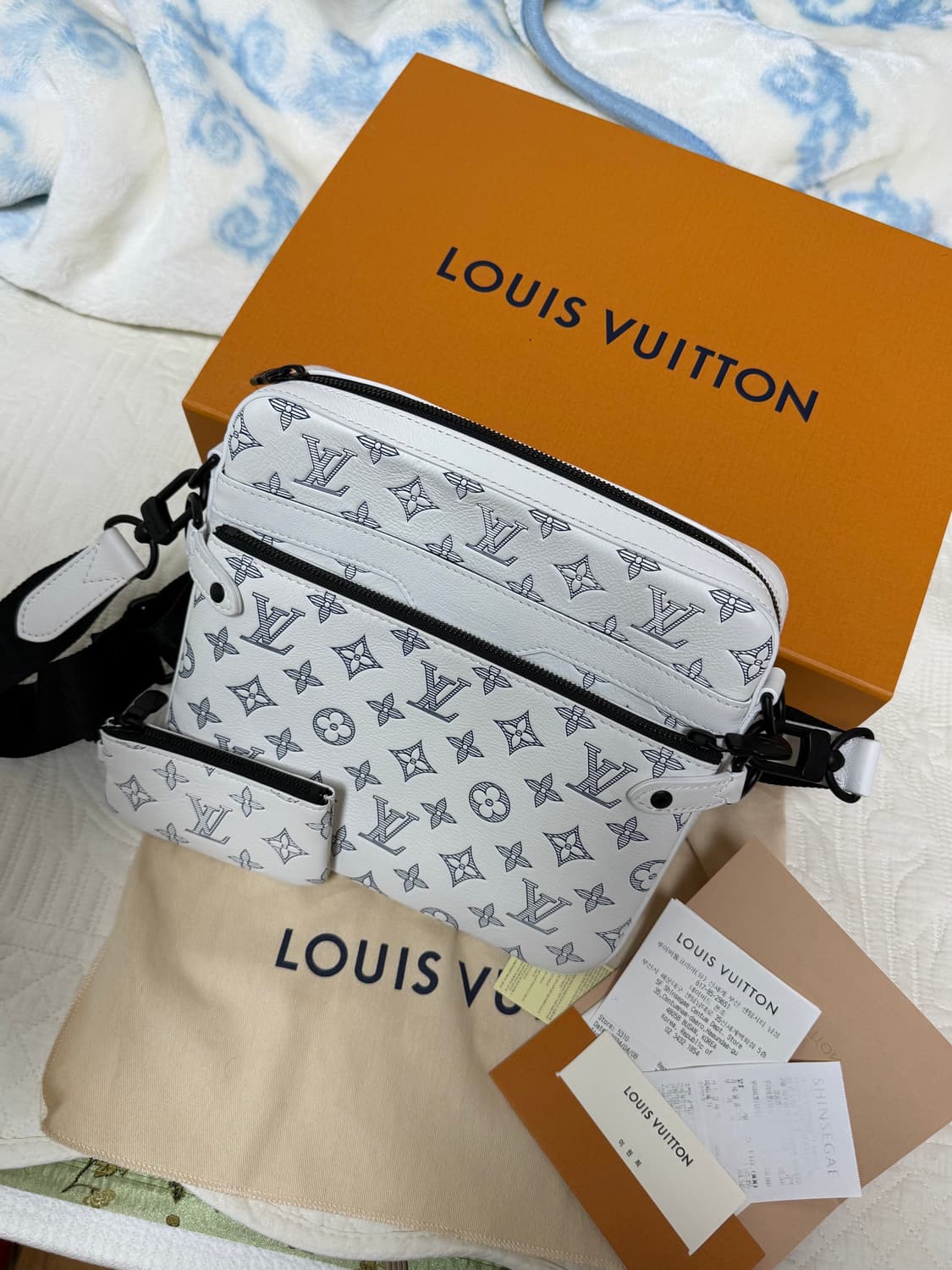 루이비통 트리오 메신저백 판매 합니다 상품이미지1