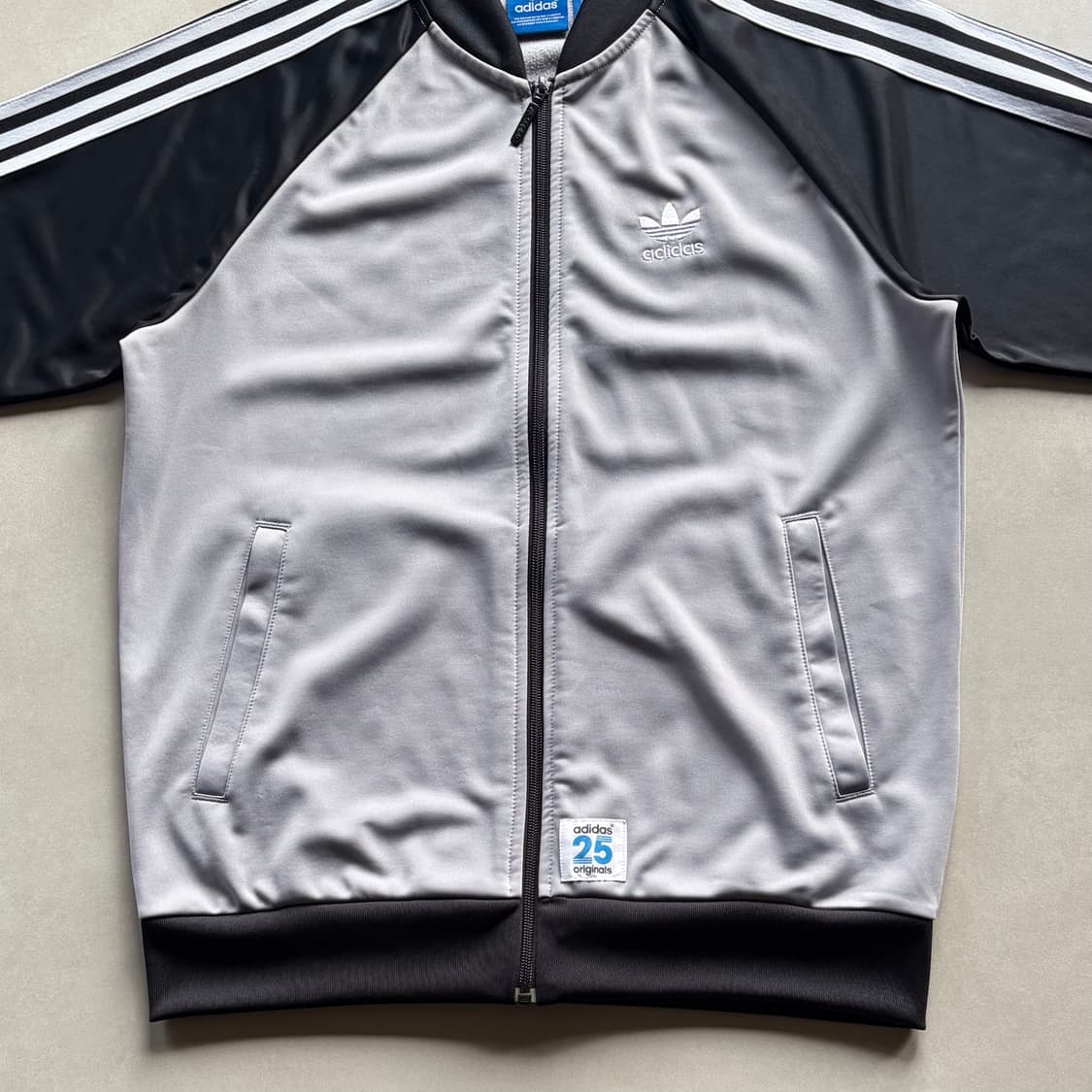 [L]아디다스 니고베어 회검 트랙탑 져지 상품이미지6