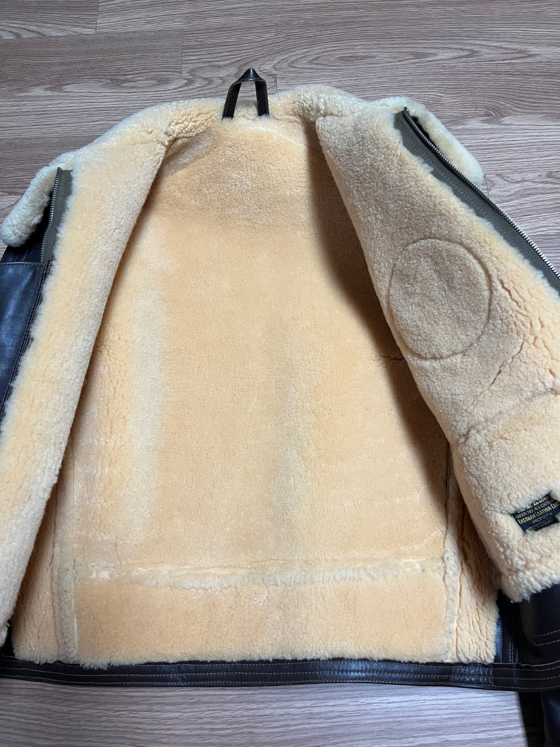 이스트맨 레더 클로딩 USAAF Type ANJ-4 양털무스탕 Sz.38 상품이미지7