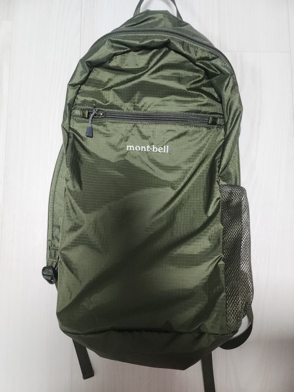 몽벨 포켓터블 라이트팩 15 백팩 카키 상품이미지1