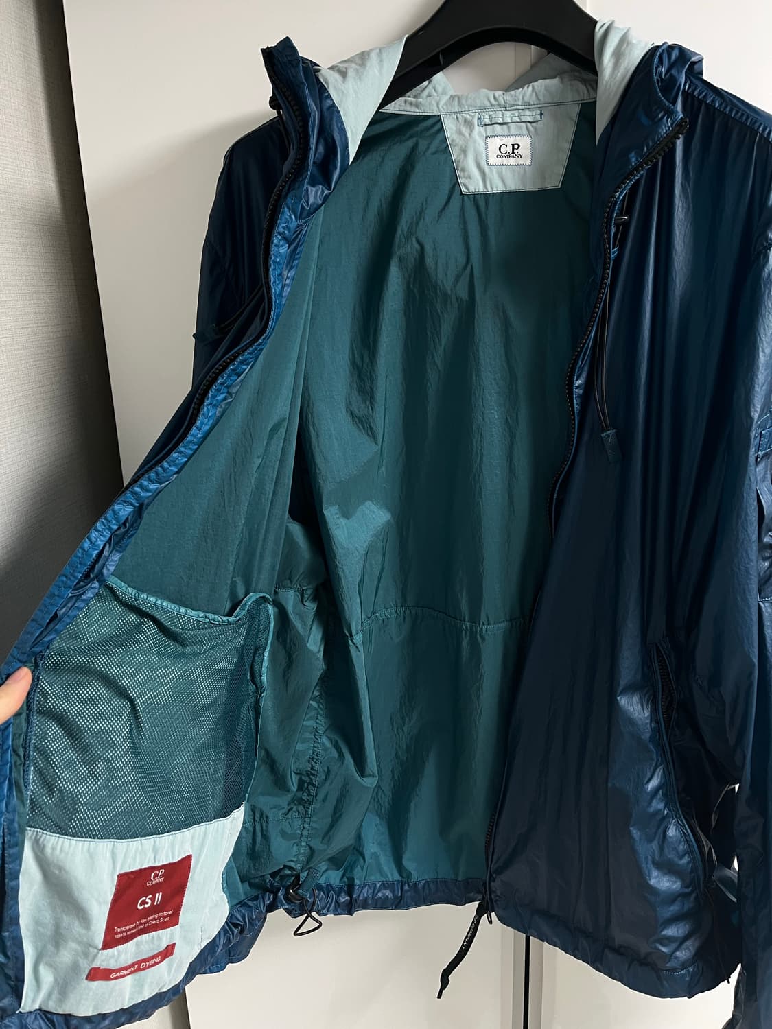 CP 컴퍼니 네이비 바람막이 자켓 52 (105-108) 상품이미지3