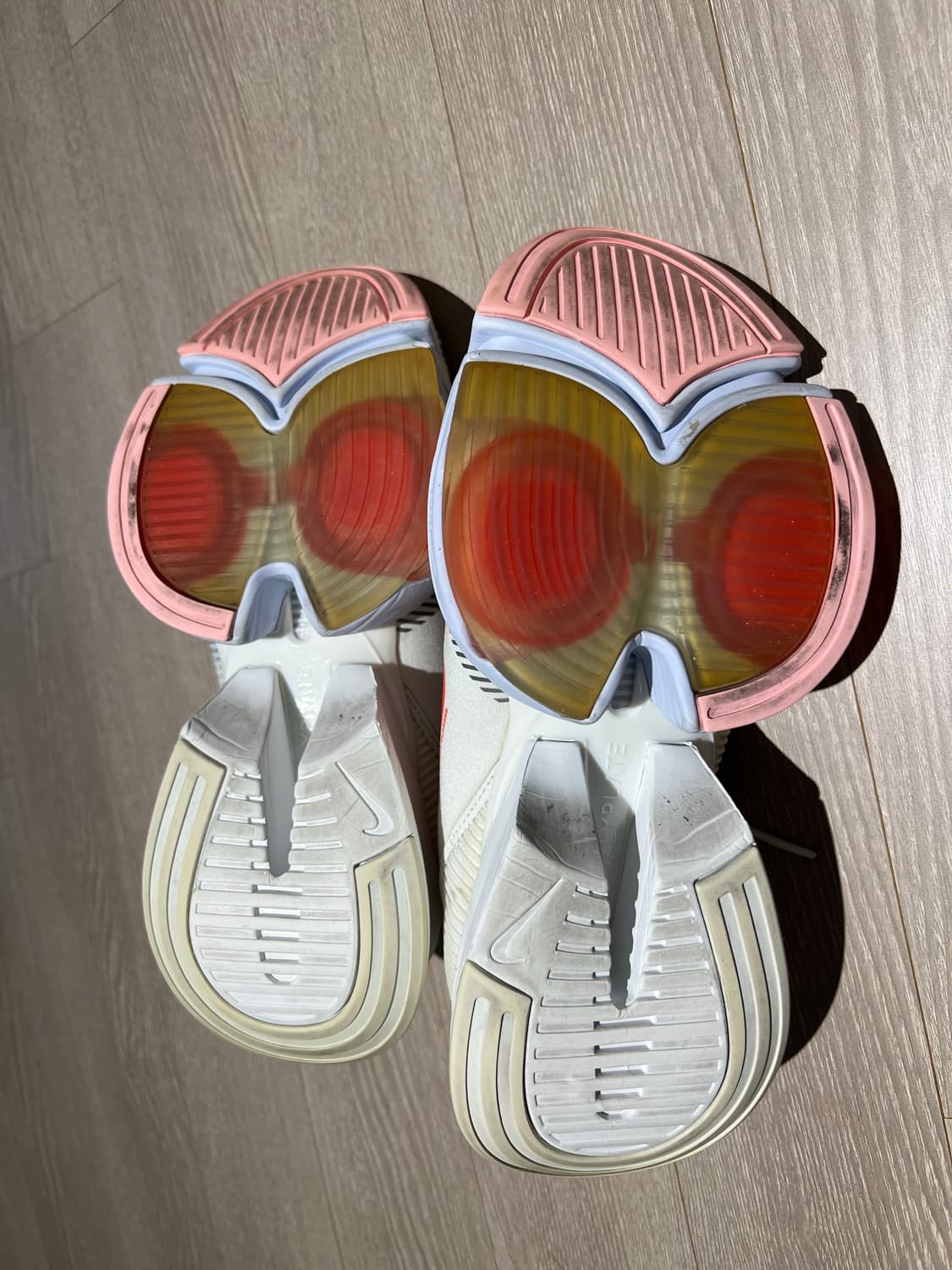 245)나이키 에어줌 슈퍼랩 런닝화 상품이미지3