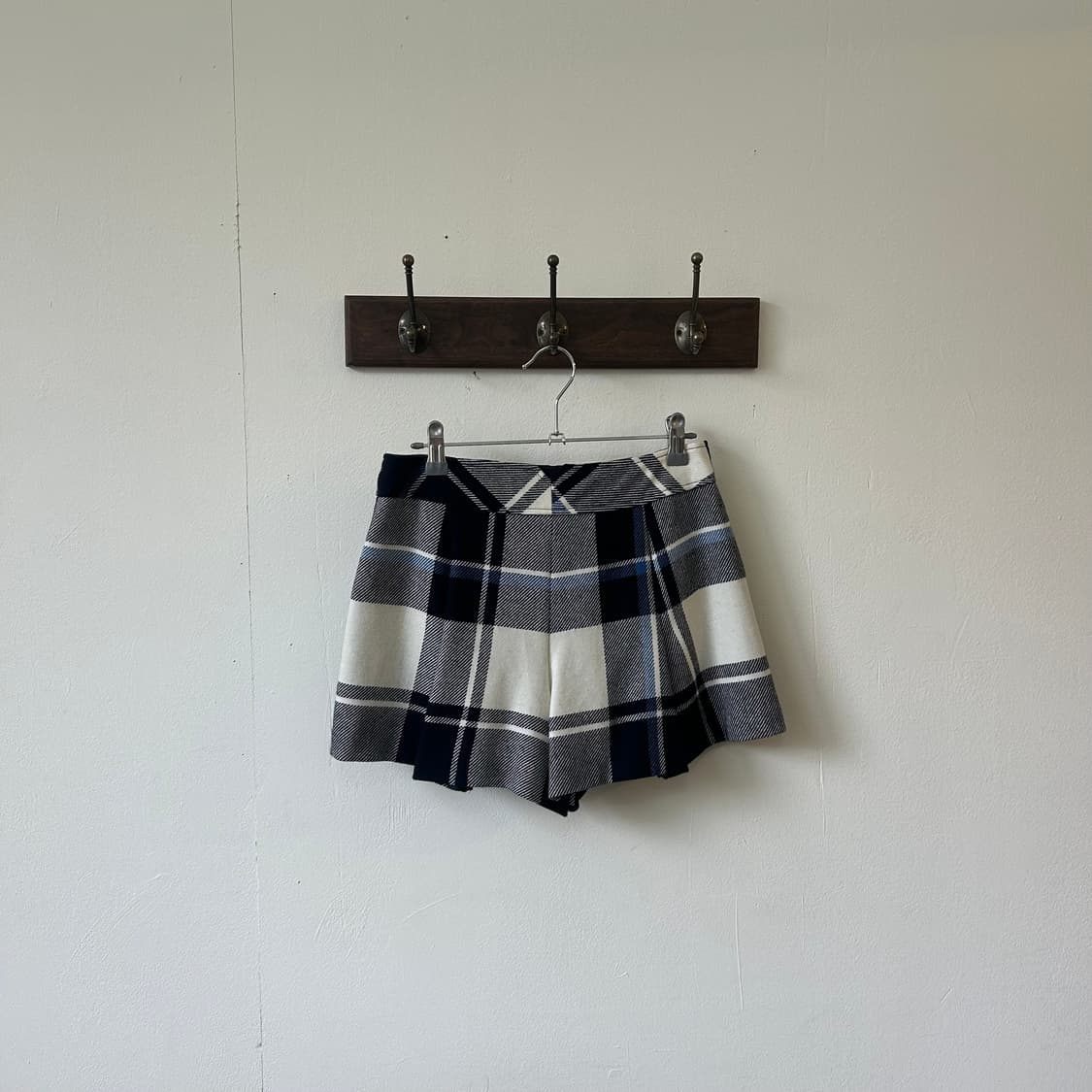 버버리 노바 체크 골드 버튼 숏팬츠 상품이미지7