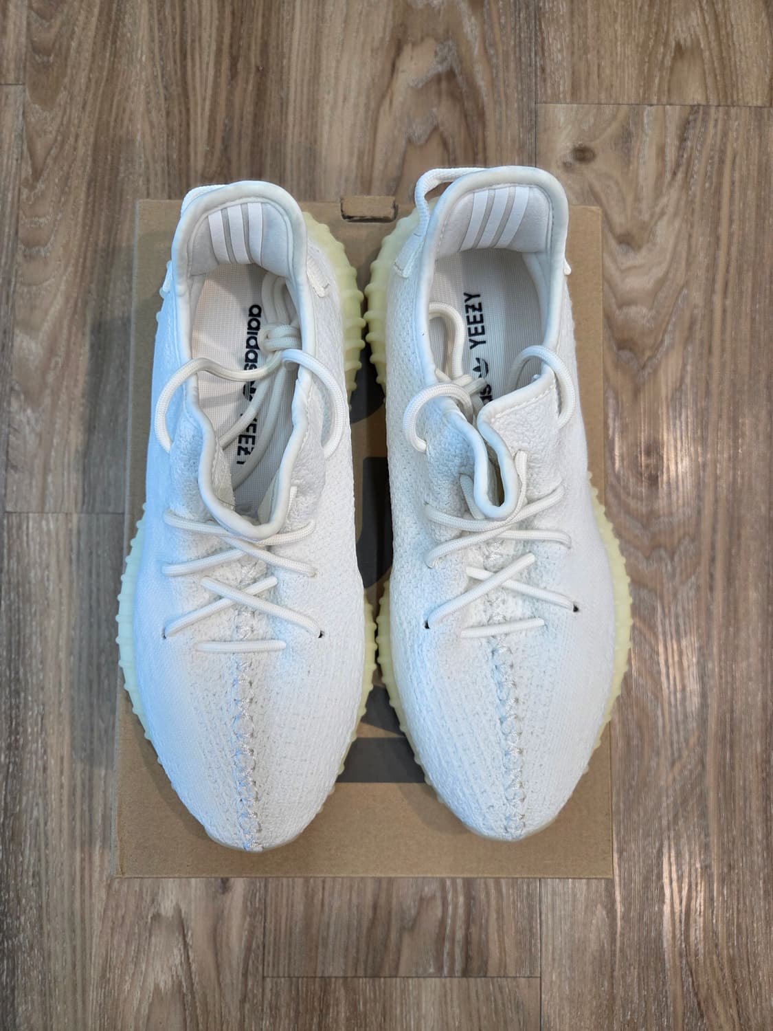 아디다스 이지부스트 350 상품이미지2