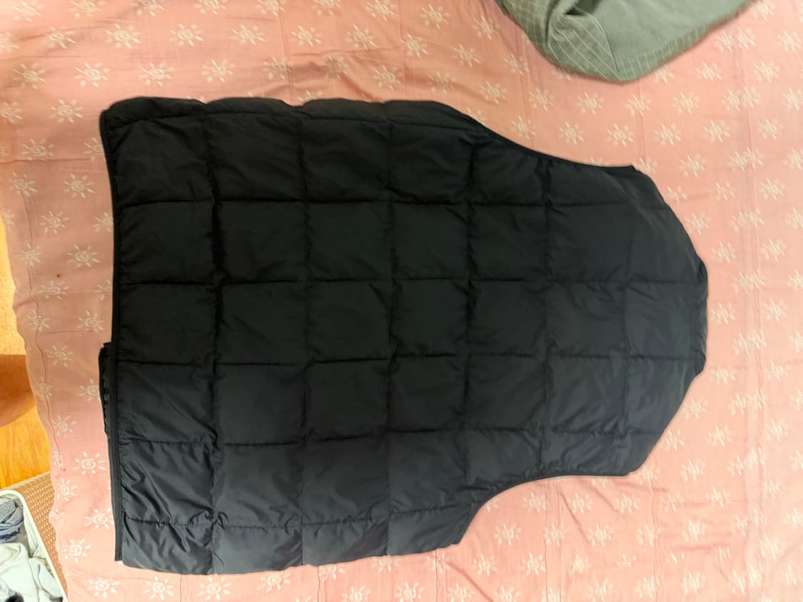 유니클로 퍼프테크 베스트 블랙 L사이즈 새상품급 판매 상품이미지7