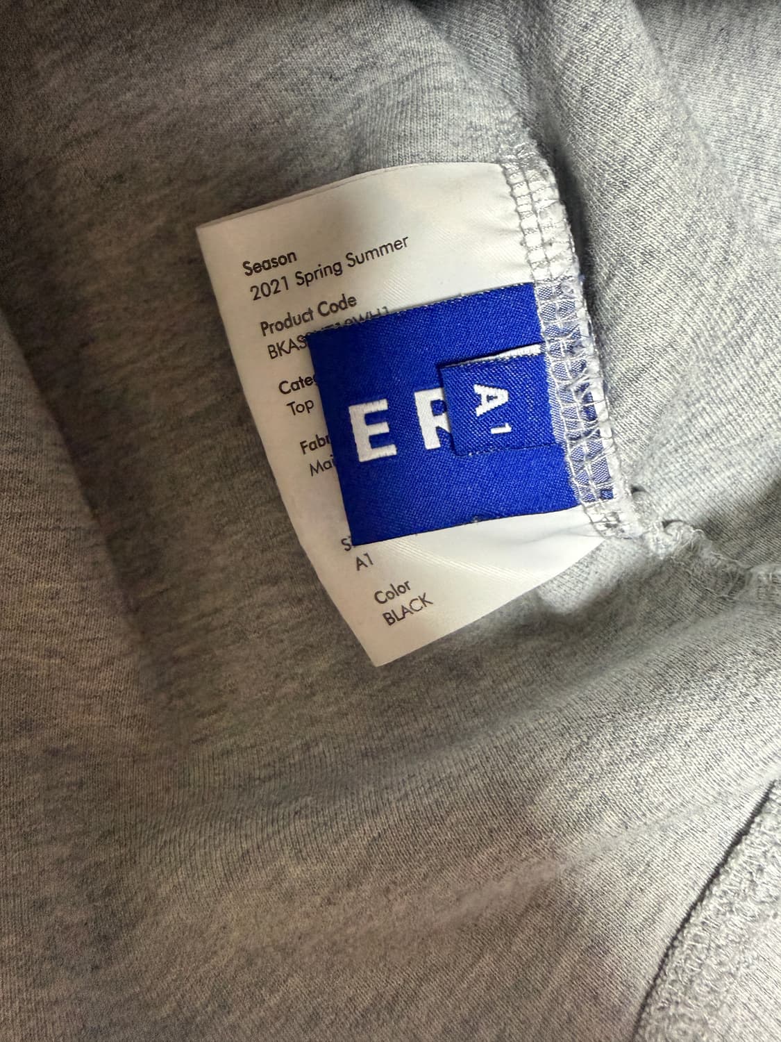 아더에러 X 베어브릭 맨투맨 상품이미지3