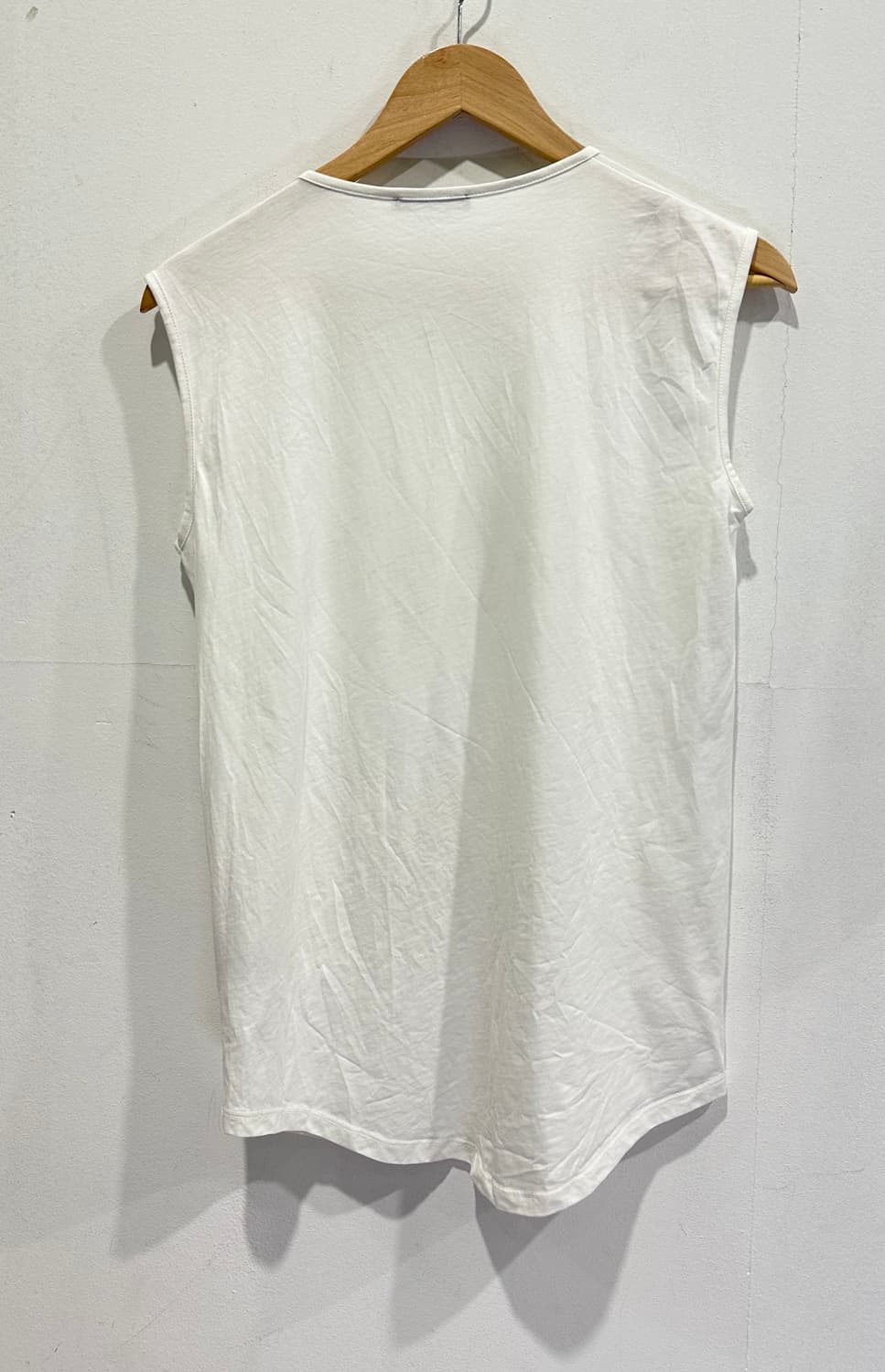 발망 여성 금장단추 민소매 티셔츠 화이트 T.36 정품 상품이미지2