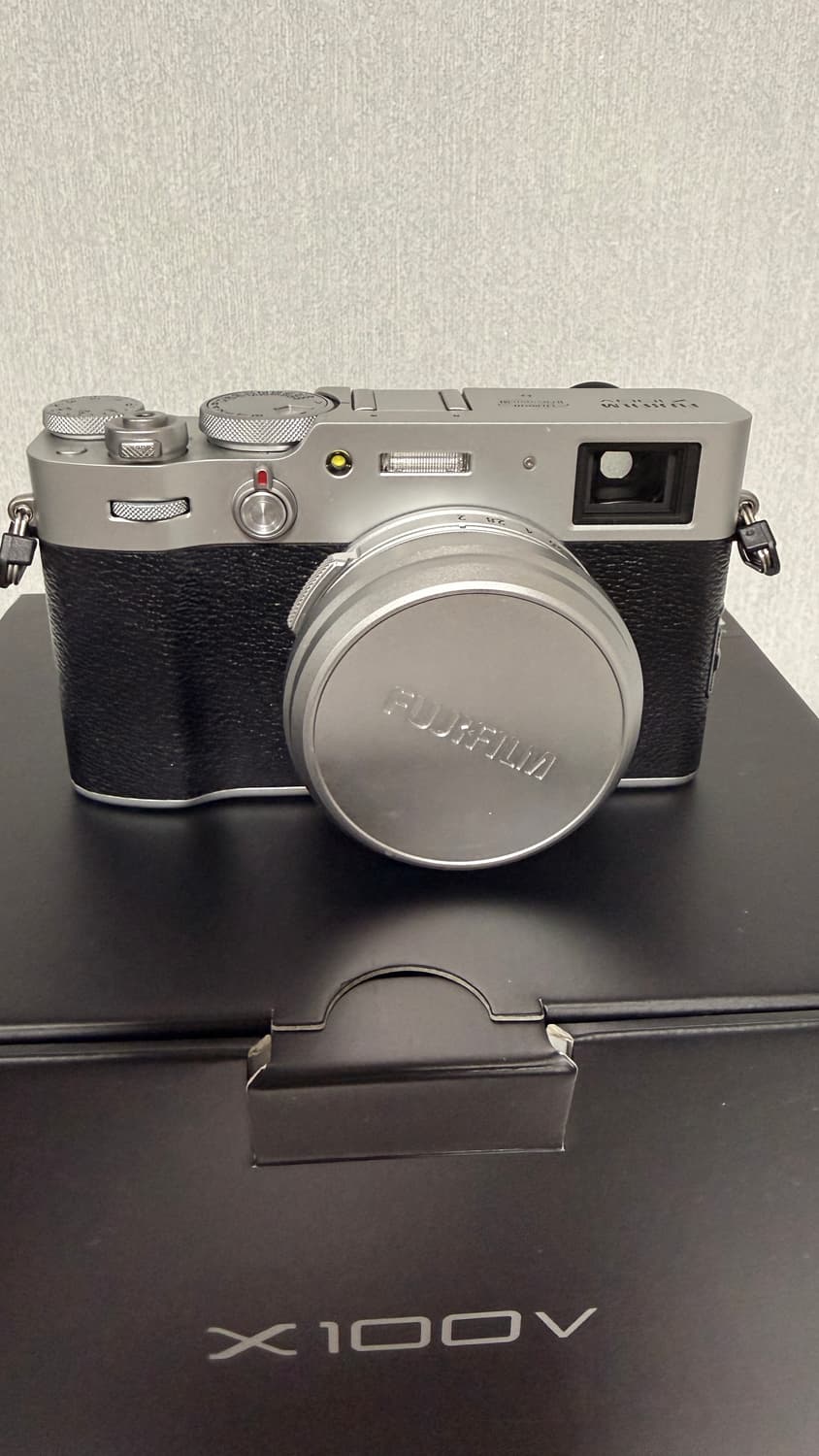 X100v 실버 판매합니다  상품이미지2