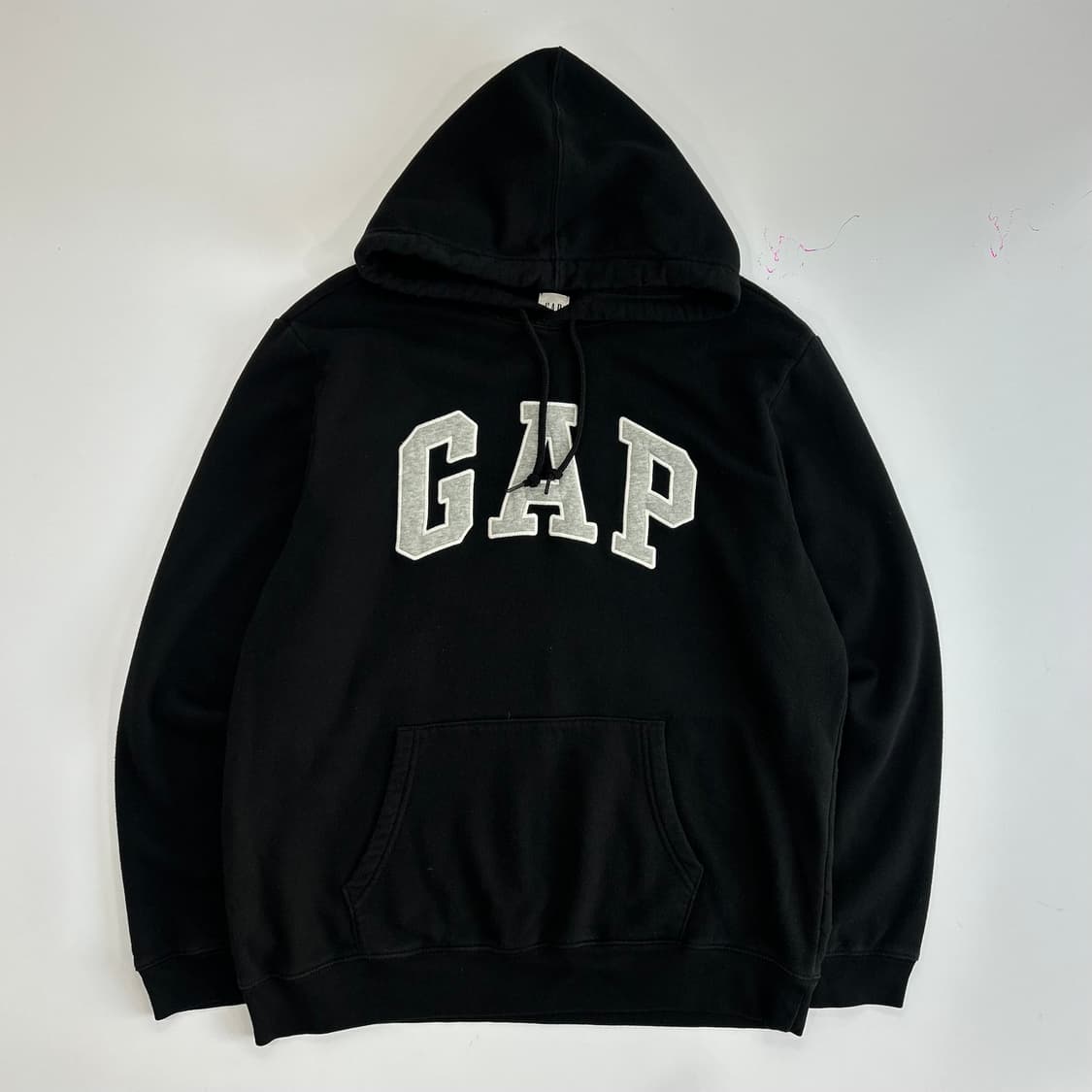 GAP 갭 그레이로고 블랙 후드티 상품이미지3