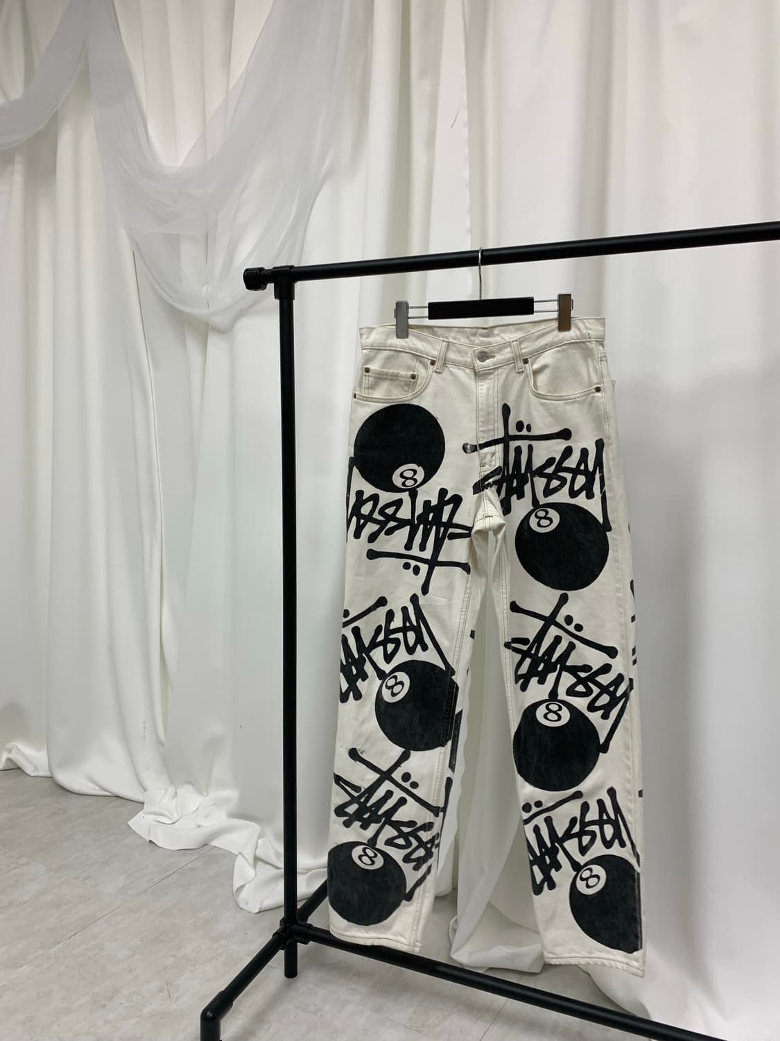 Stüssy x Levi’s white jeans 상품이미지1