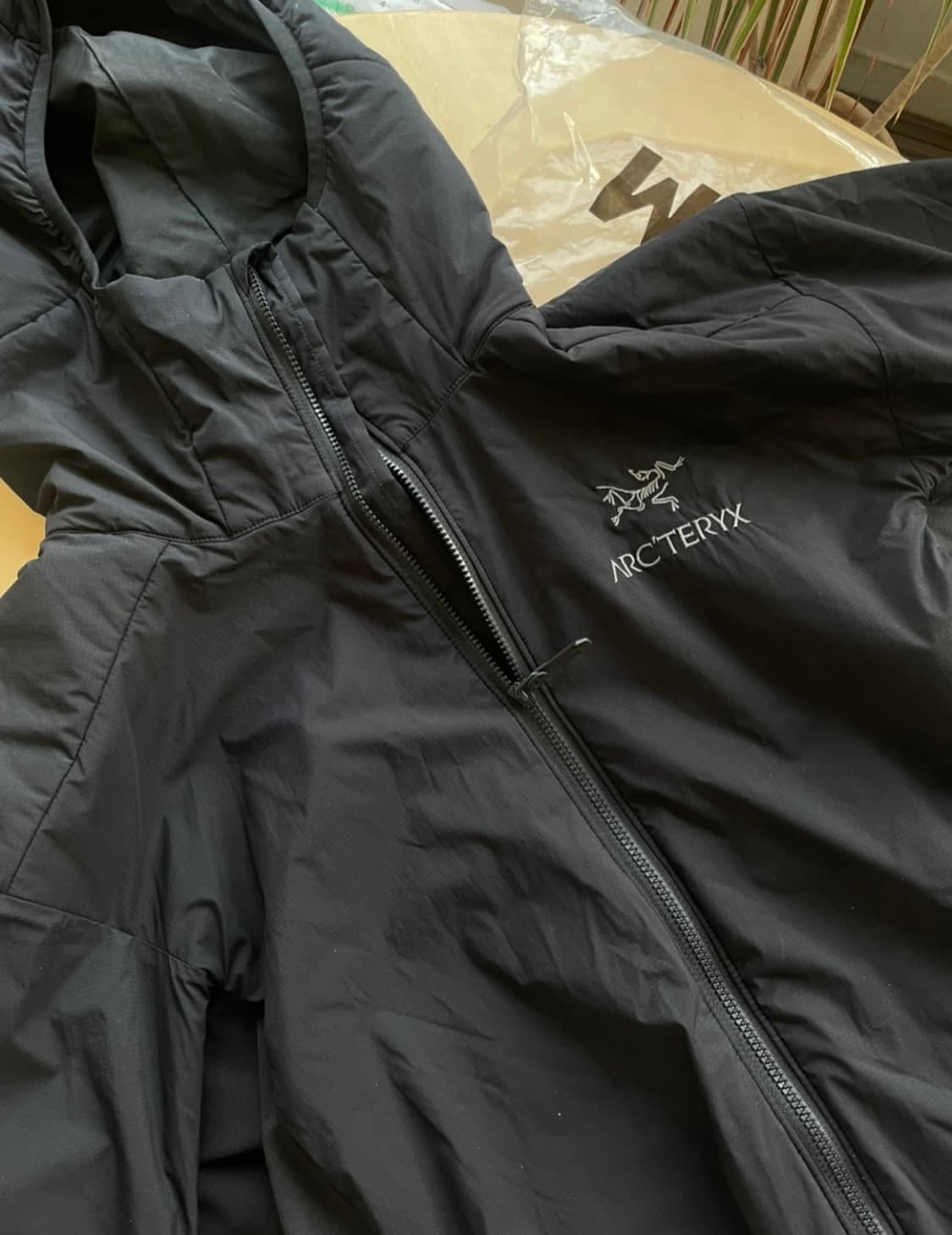 아크테릭스 아톰 후디 맨 s 블랙 구버전 새제품 상품이미지4