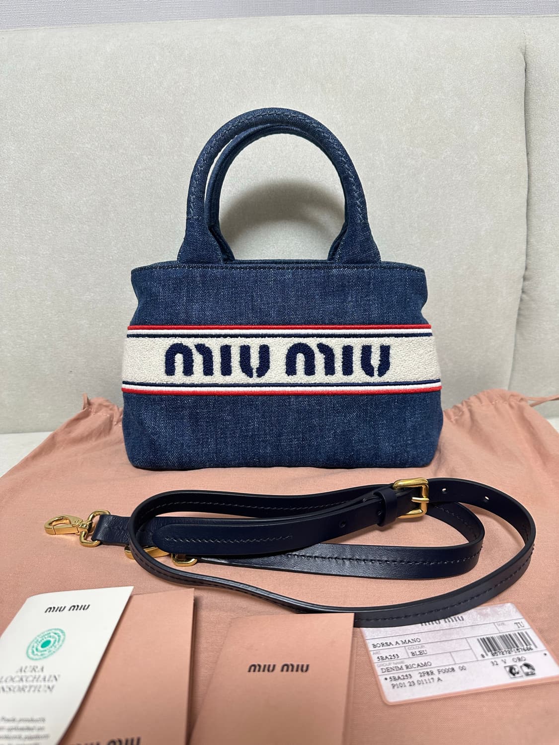 [SA급 정품] 미우미우 캔버스 데님 크로스백 상품이미지1