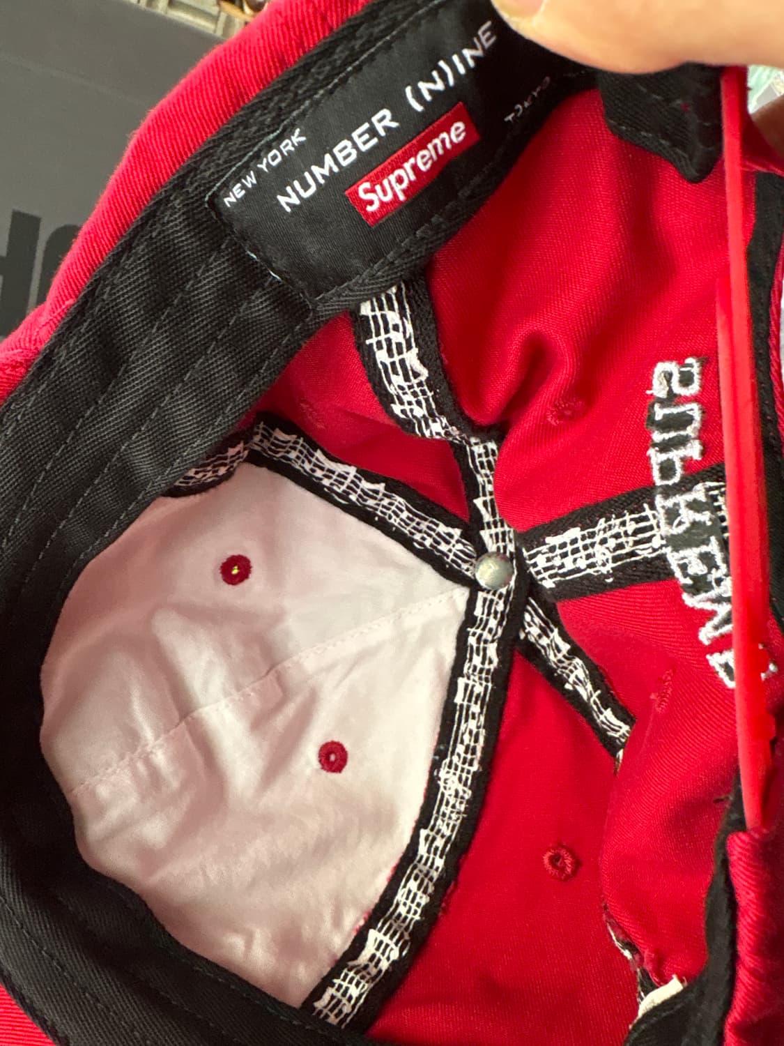 슈프림 넘버나인 6패널 레드 25fw 상품이미지4