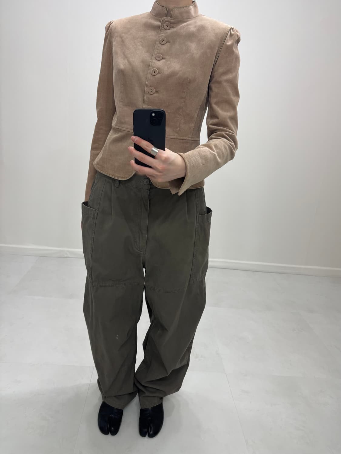 KHAKI BALLON CURVED PANTS 상품이미지5