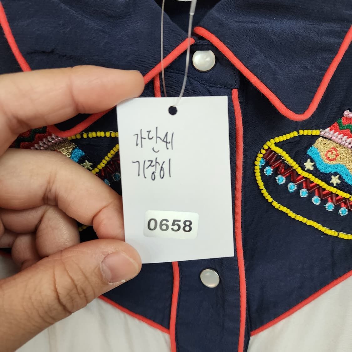 앤아더스토리즈 자수 웨스턴 셔츠 상품이미지8