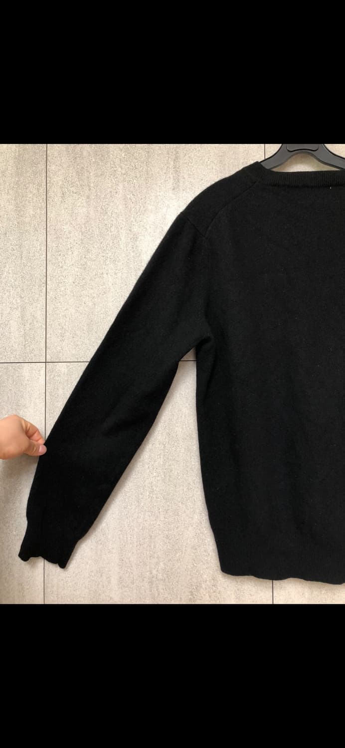 꼼데가르송 레드와펜 V넥 울니트 남성 L 상품이미지5