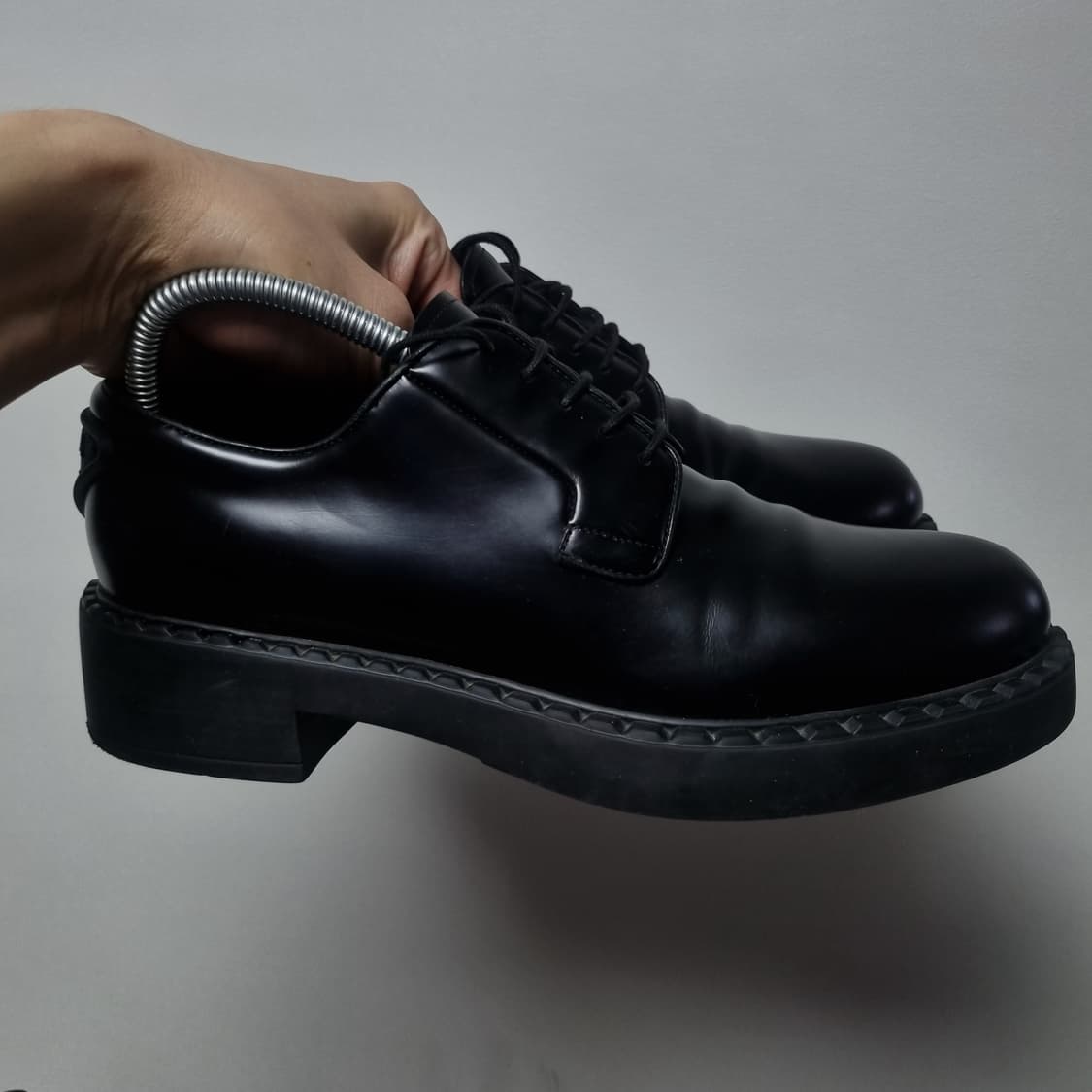 프라다 브러쉬드 레더 더비 슈즈 38.5 상품이미지6