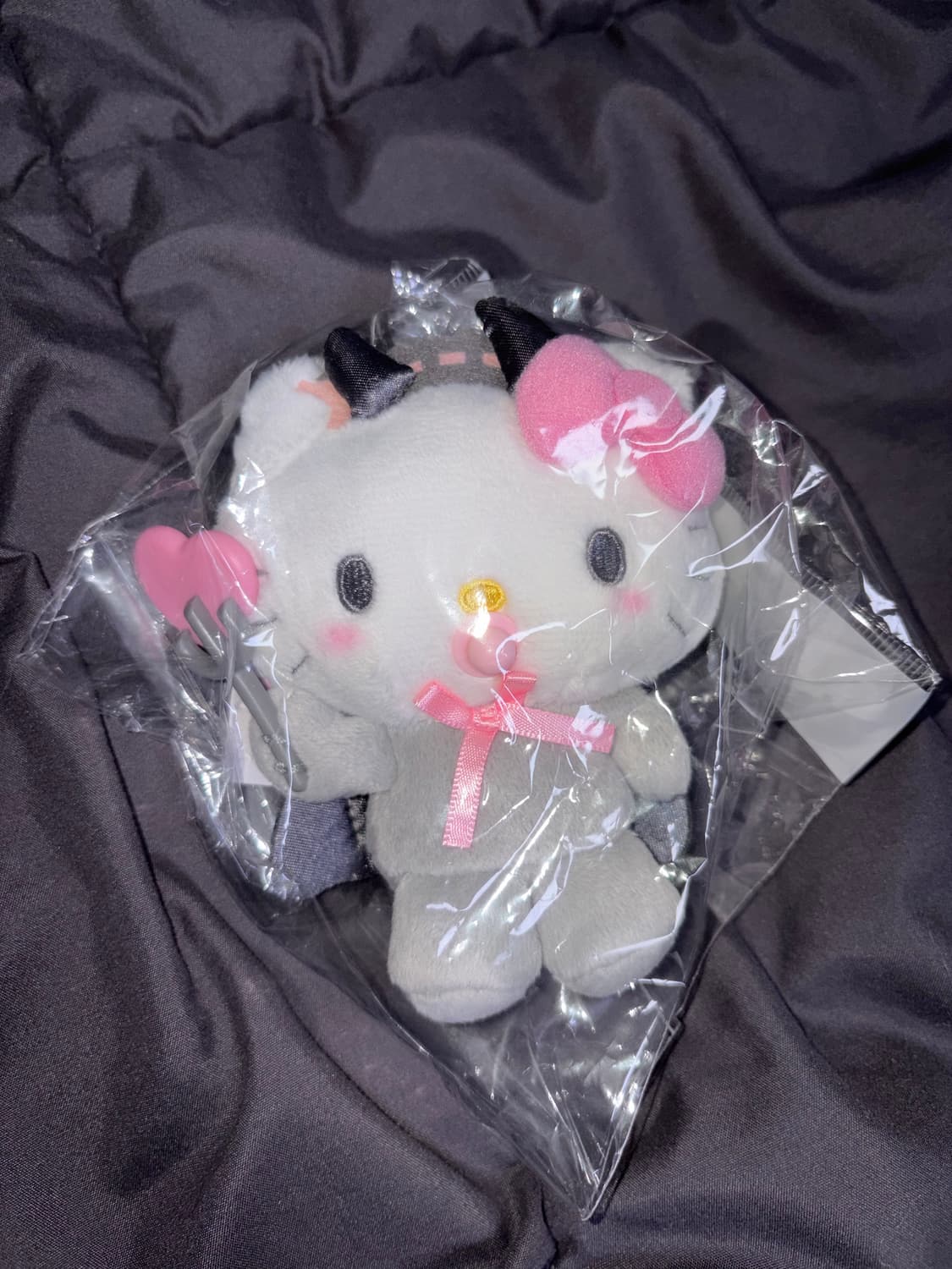 산리오 베이비 데빌키티 키링 (정품) 상품이미지1