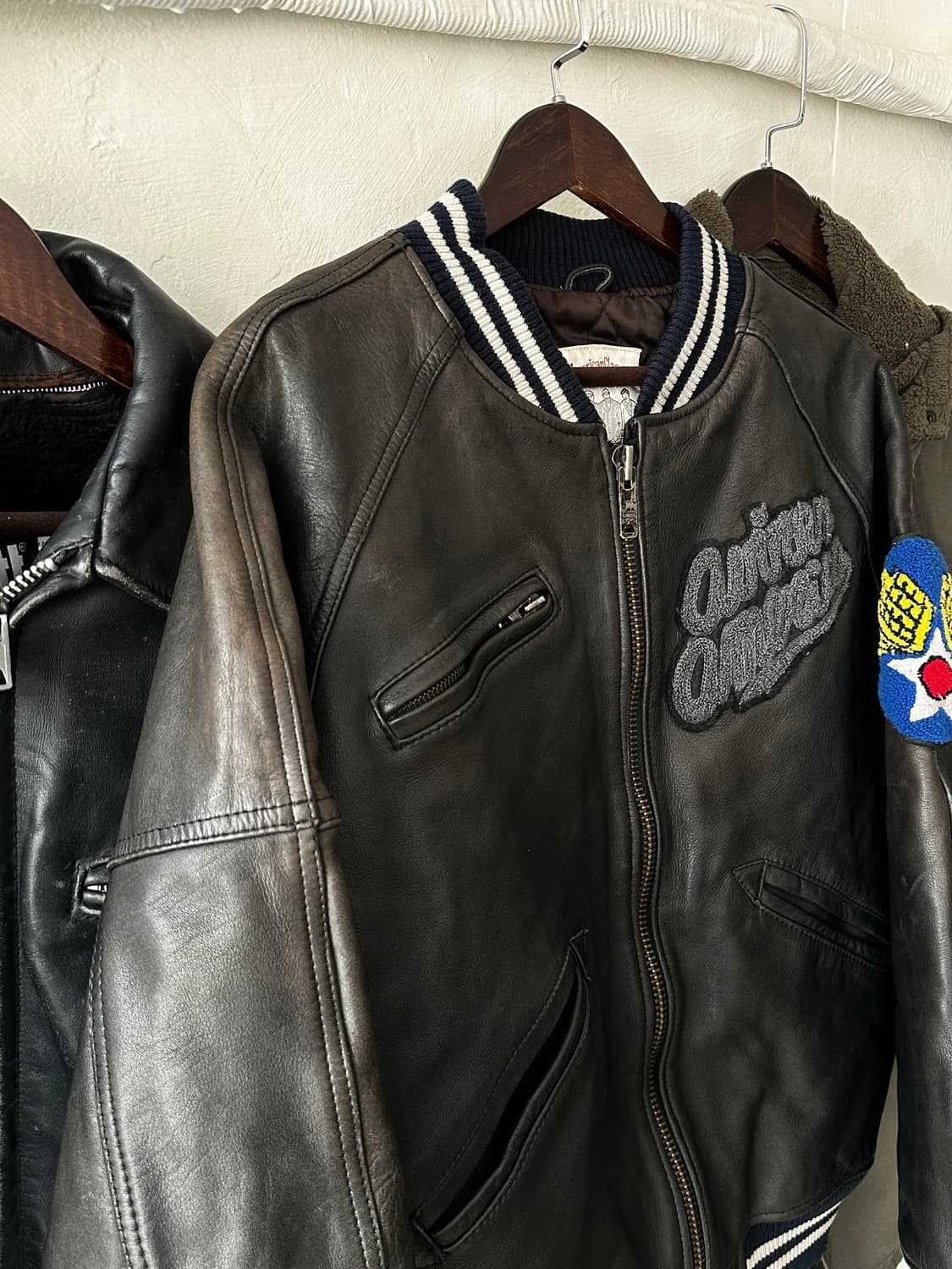 90s Avirex 아비렉스 트랙필드 레더 바시티 자켓 상품이미지9