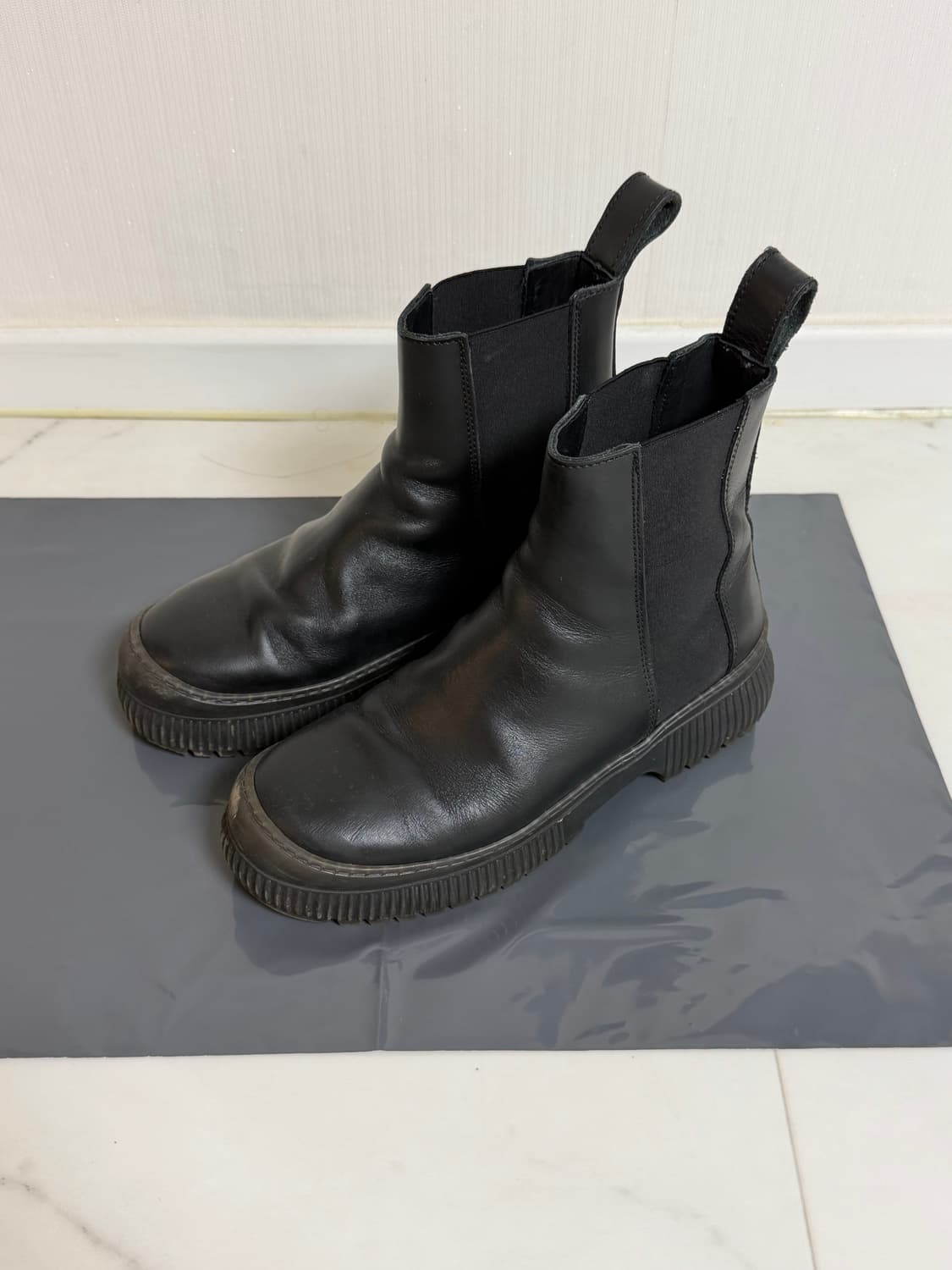 COS 청키 레더 부츠 블랙 EUR 40 상품이미지1