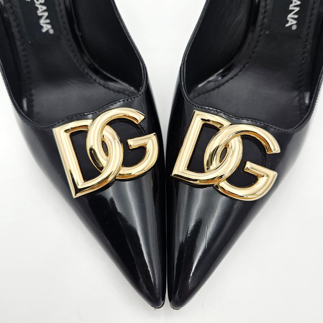 돌체앤가바나 DG 로고 페이던트 펌프스 힐 35.5 상품이미지10