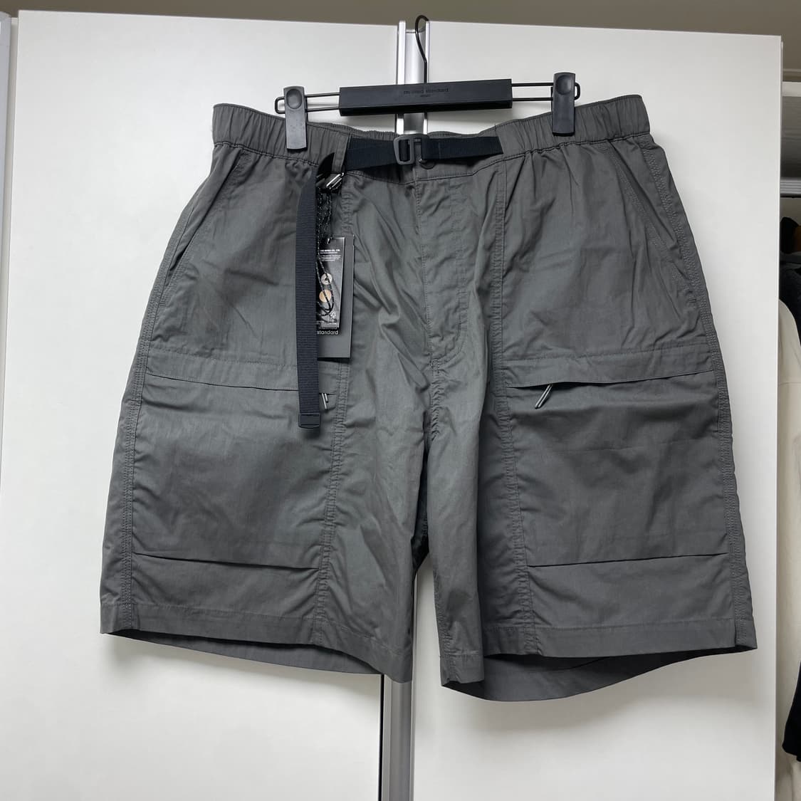 (새상품)시티 레저 CN 벨티드 유틸리티 쇼츠 [그레이] 38 상품이미지1