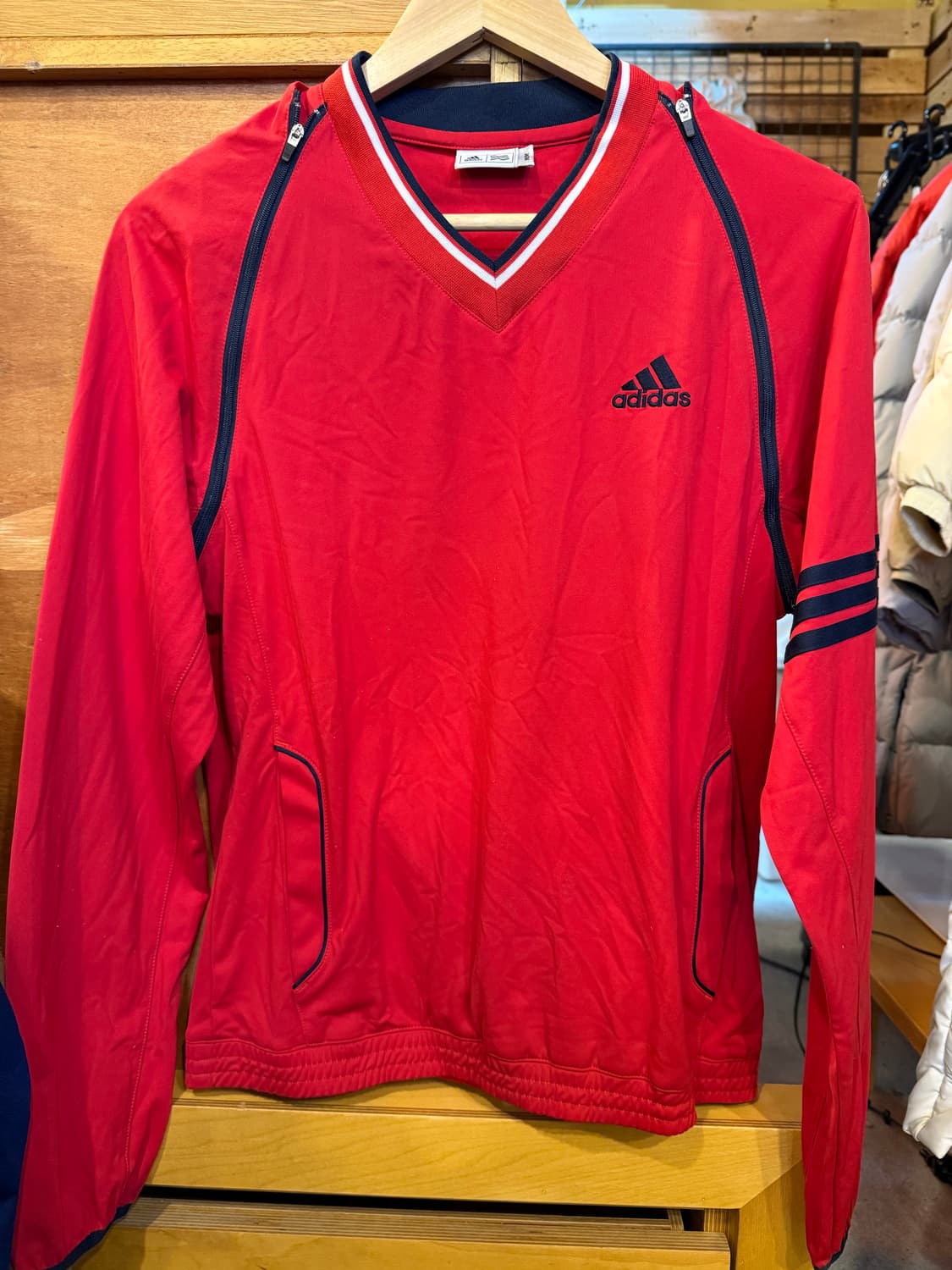 아디다스 레드 웜업 상품이미지1