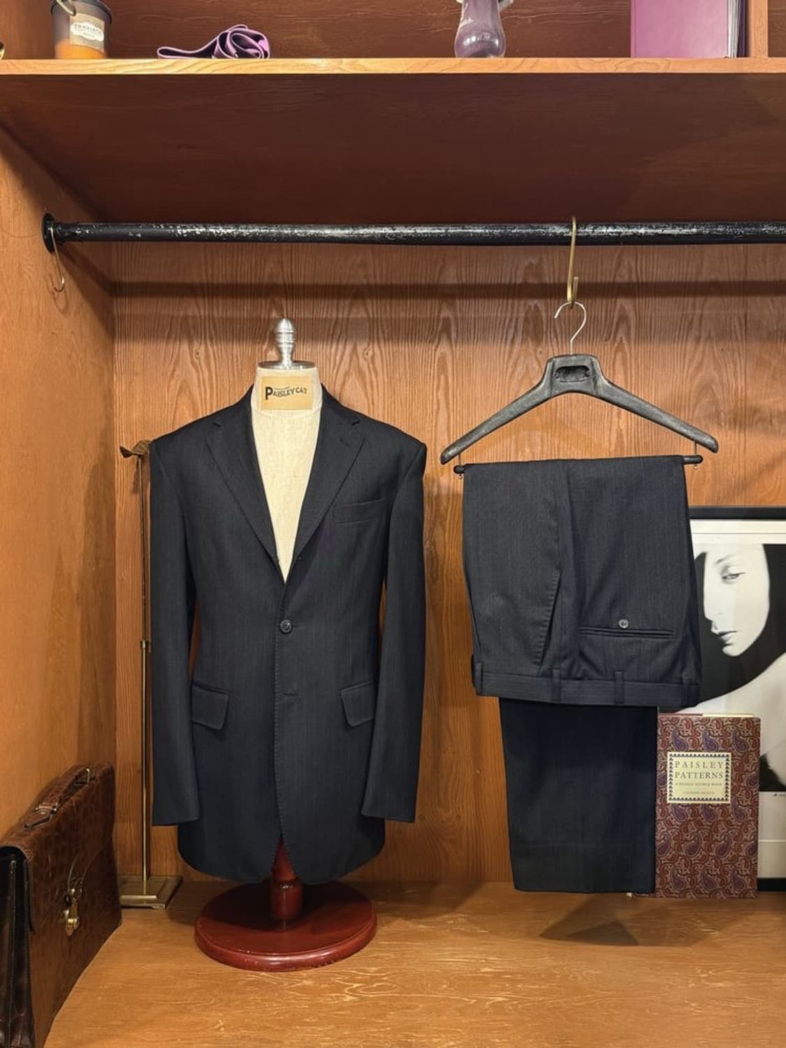 꼬르넬리아니 수트 상품이미지1