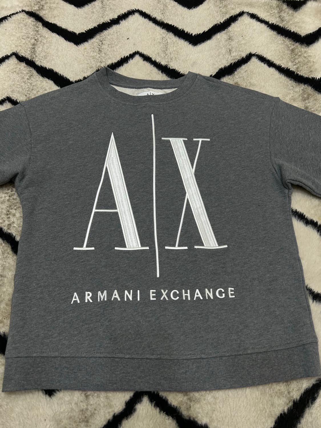 [S]아르마니 익스체인지 자수 로고 맨투맨/그레이 상품이미지2