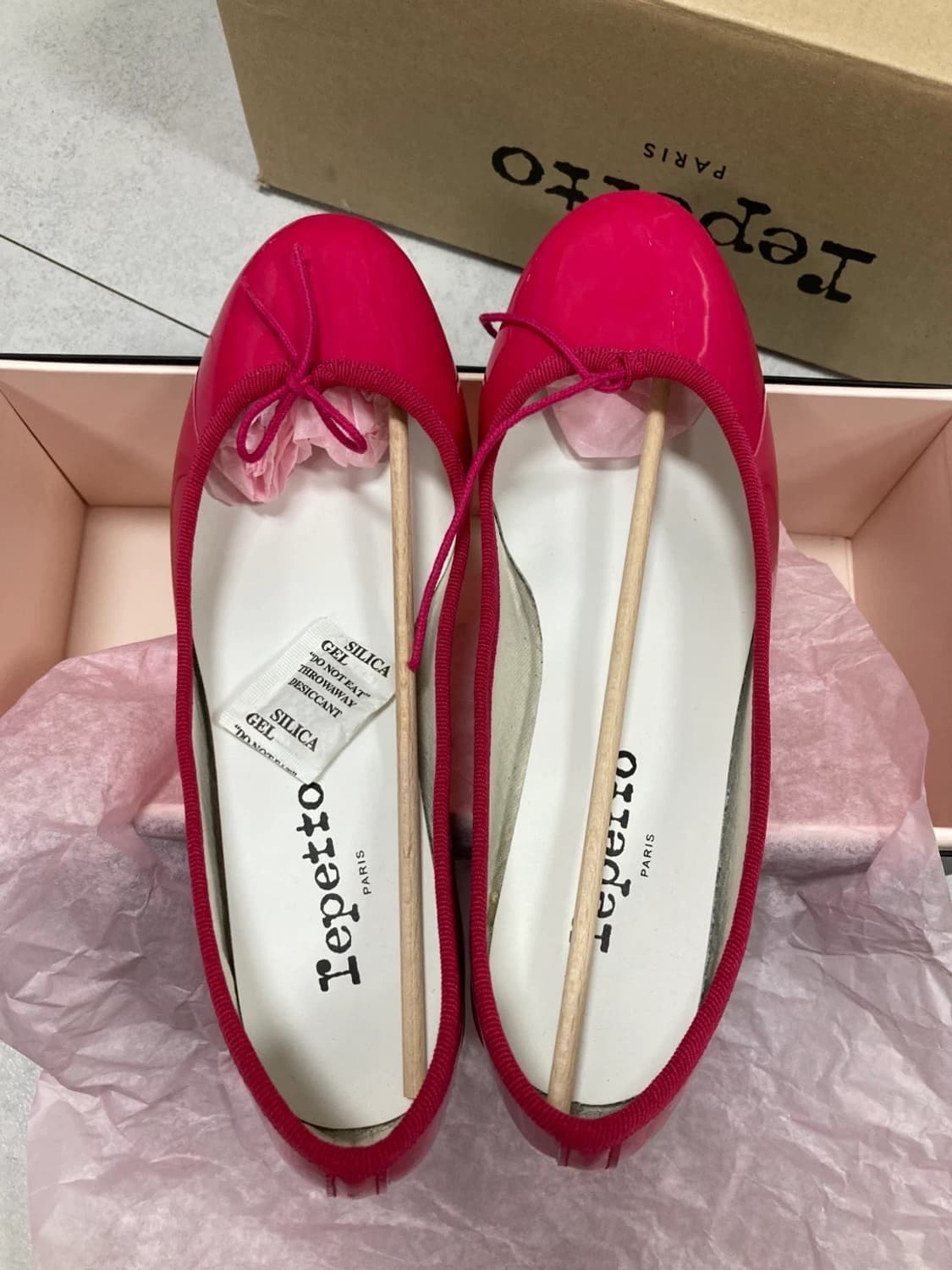 레페토 랩스베리 신상품 36(230) 판매합니다 상품이미지1