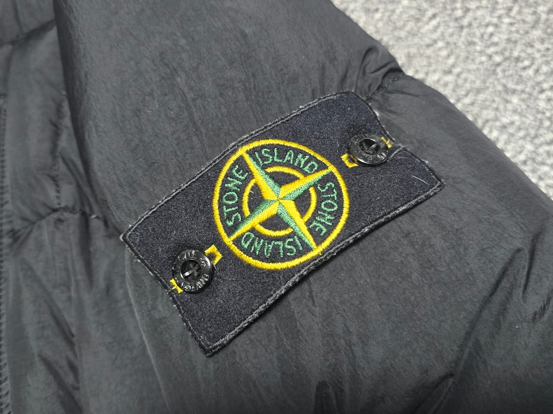 [S] 스톤아일랜드 크링클렙스 다운 패딩 블랙 상품이미지3