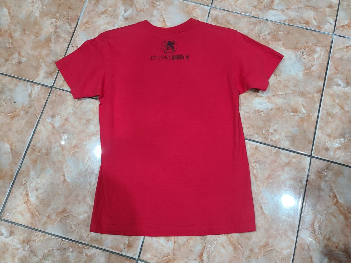 히로시마 도요 카프 x 에반게리온 아즈카 티셔츠 상품이미지4