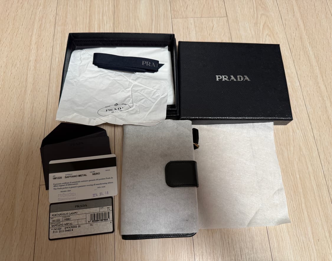 정품 풀구성 프라다 사피아노 중지갑 블랙 상품이미지1