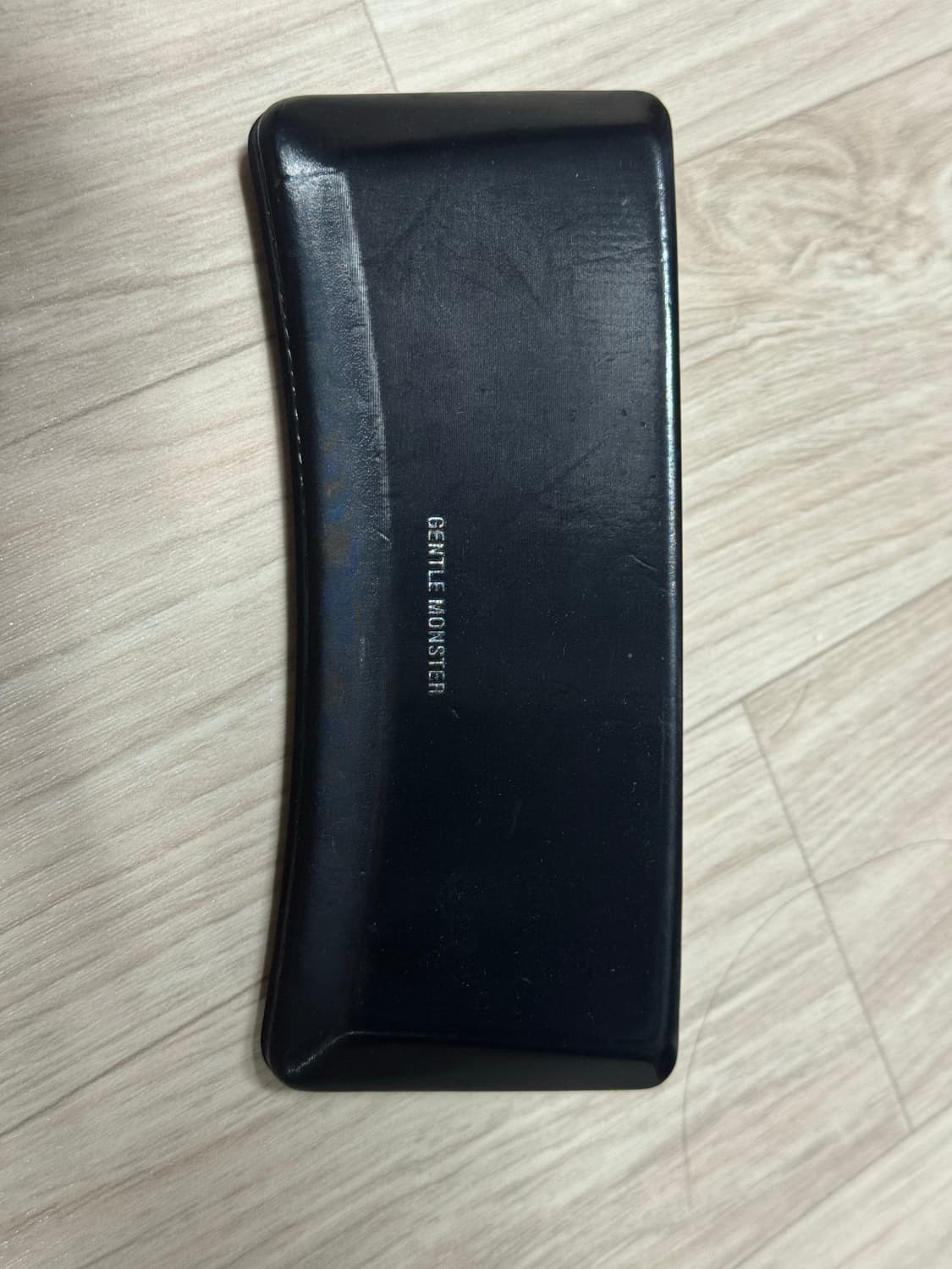 젠틀몬스터 롭01 카키 안경 상품이미지8