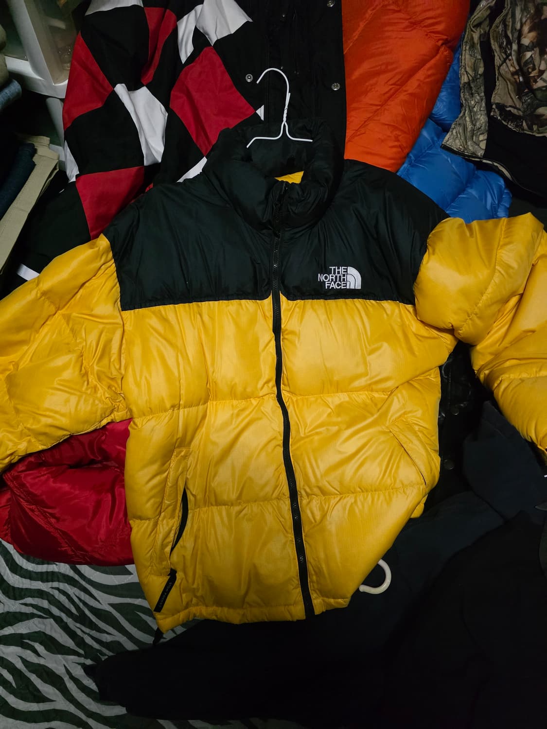 노스페이스 눕시 700 패딩 XL 노랑 상품이미지1