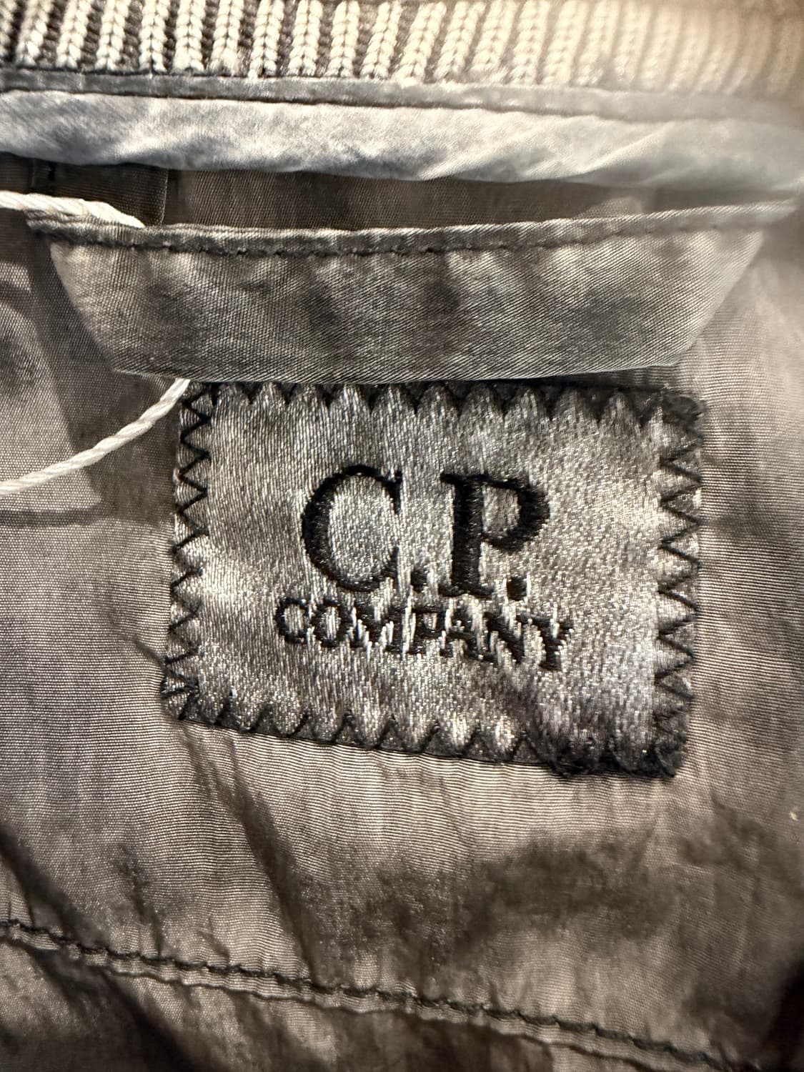 19SS C.P. 컴퍼니 렌즈 와펜 나일론 봄버 자켓 상품이미지6