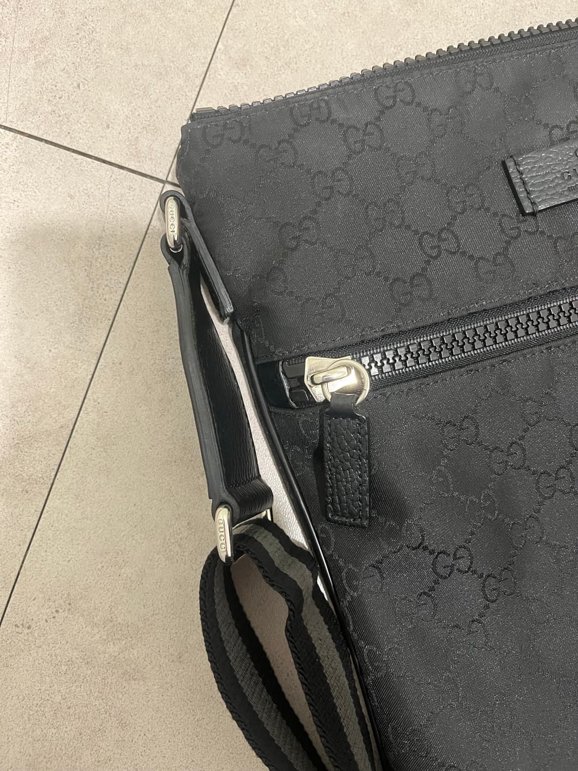 구찌 크로스백 상품이미지2