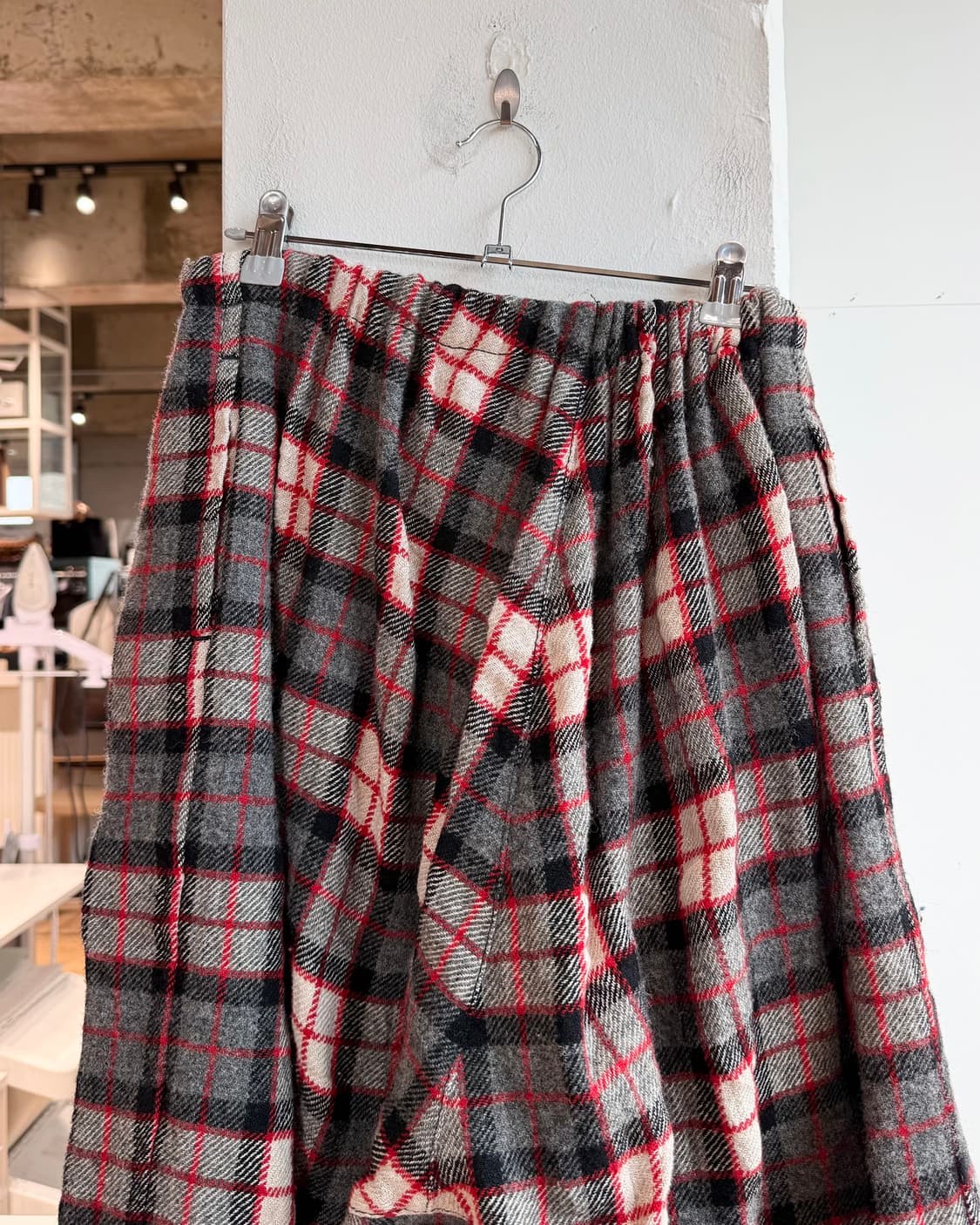 꼼데가르송 트리콧 AD2011 레드 그레이 체크 울 하프팬츠  상품이미지6