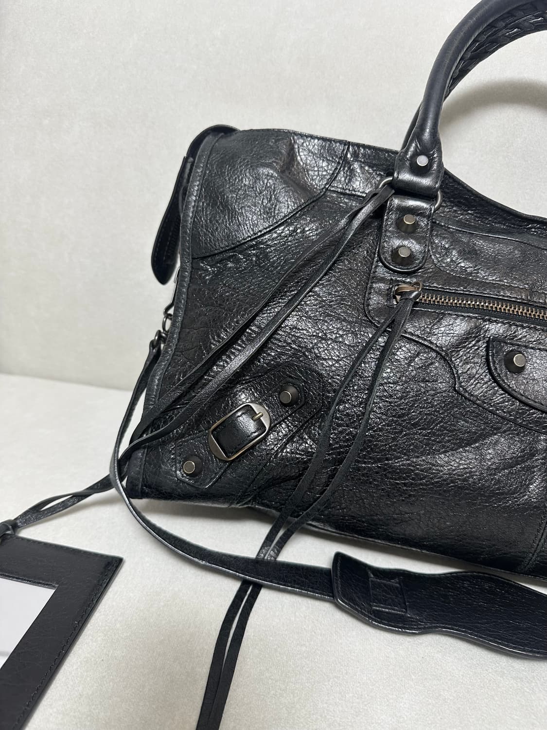 [A+ 정품] 발렌시아가 시티 모터백 파트타임 블랙 상품이미지4